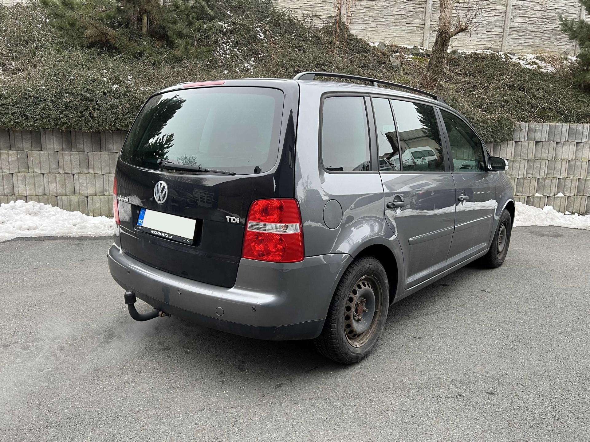 Volkswagen Touran, 1.9 TDi 66 kW 7-MÍST - fotka 5