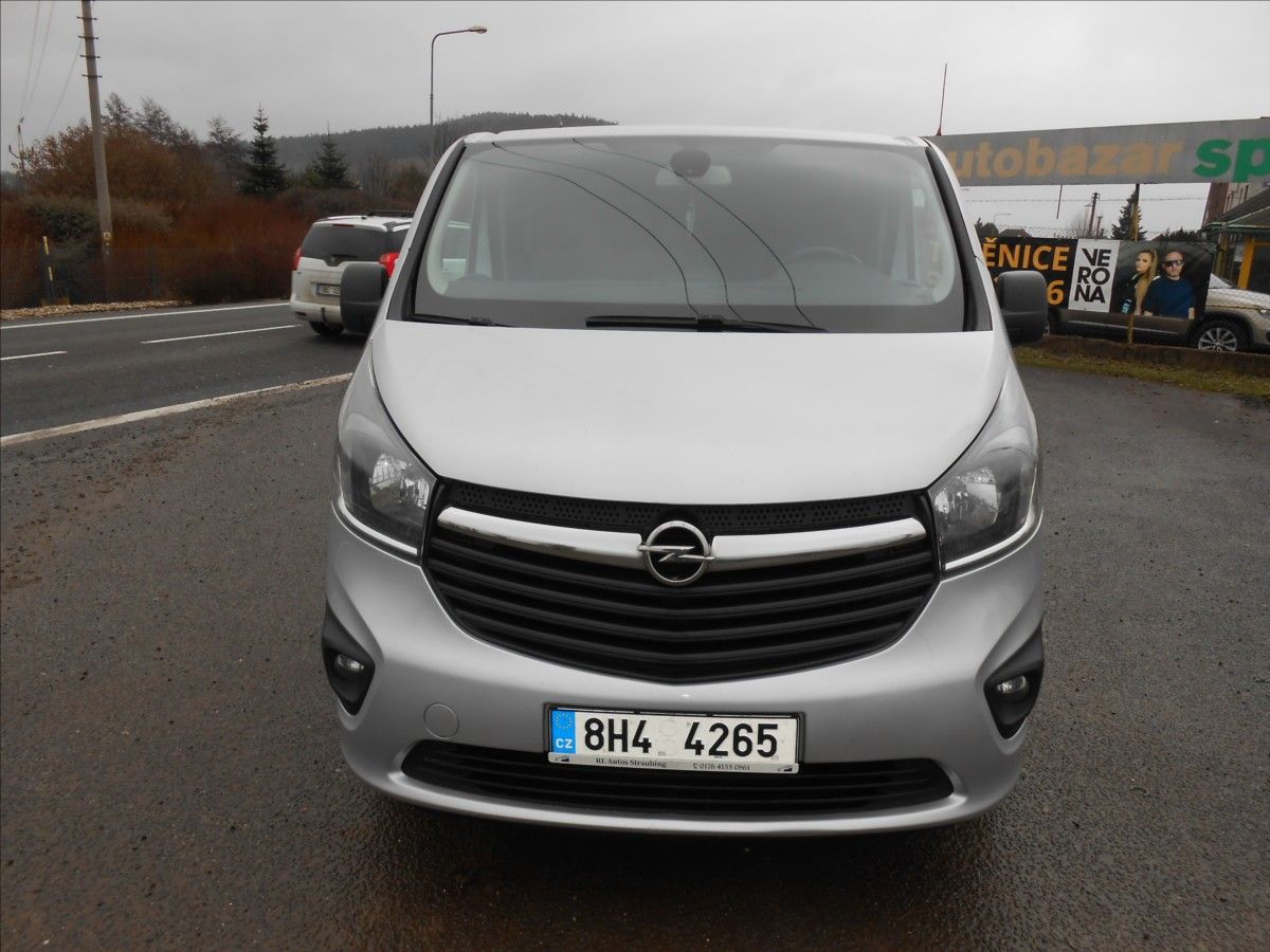 Opel Vivaro, 1,6 92 kW 9 Míst Serviska - fotka 3