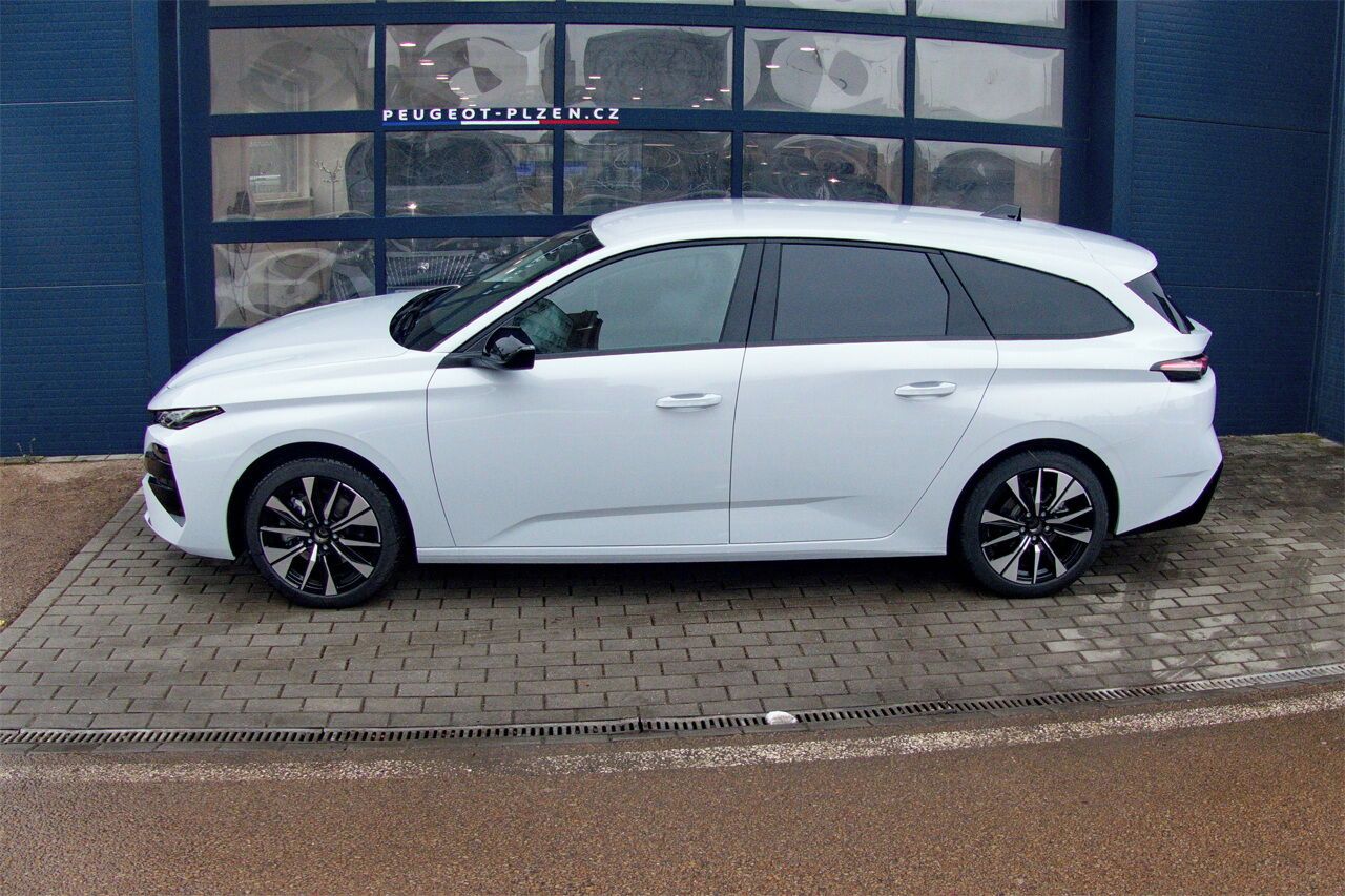 Peugeot 308, SW ALLURE Hybrid 145 e-DCS6 - fotka 3