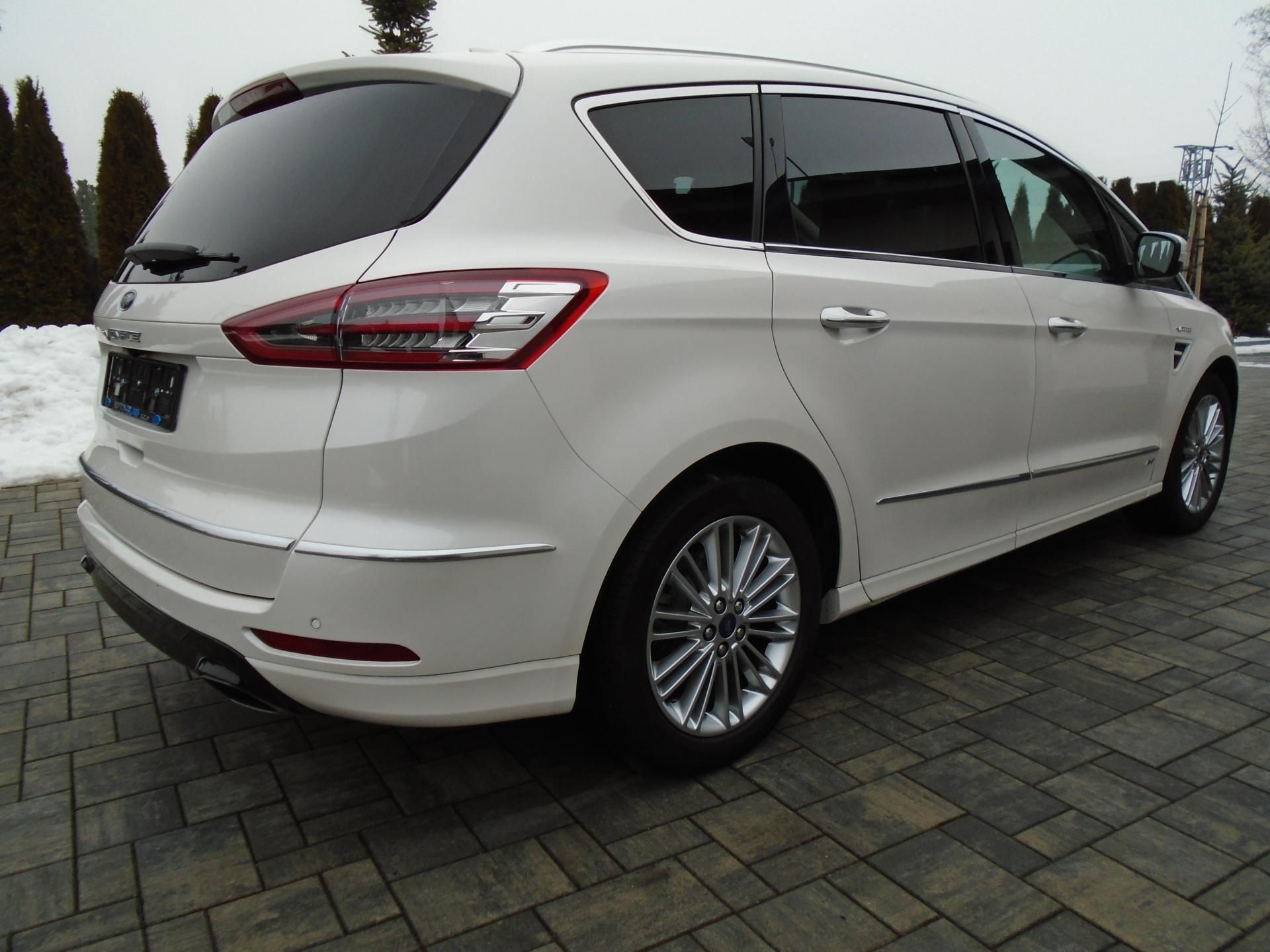 Ford S-MAX, 2.0EcoBlue 140kW AWD Vignale A - fotka 4