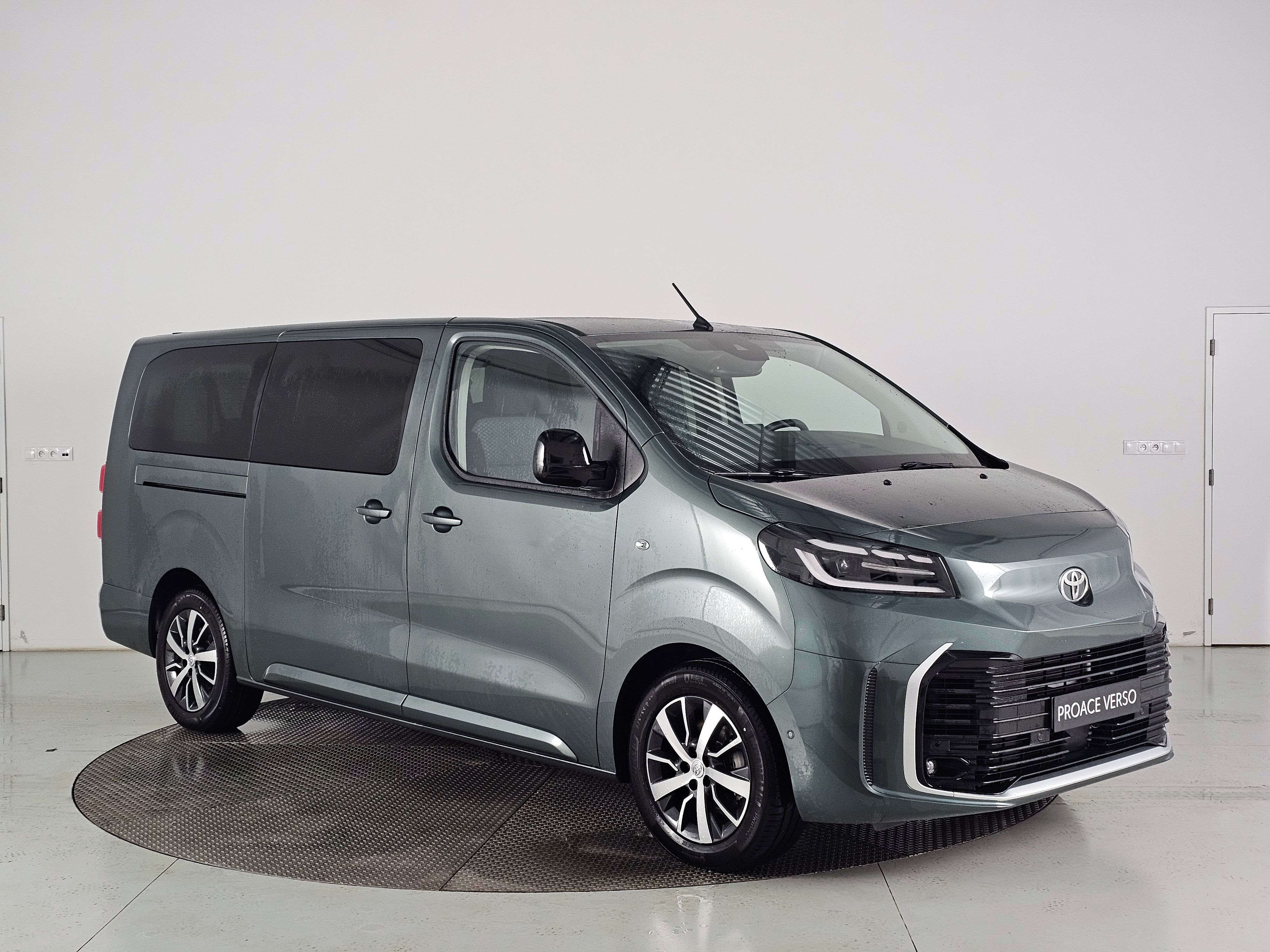 Toyota Proace Verso, 2.0D 180k 8AT Family 8S Willy - fotka 2
