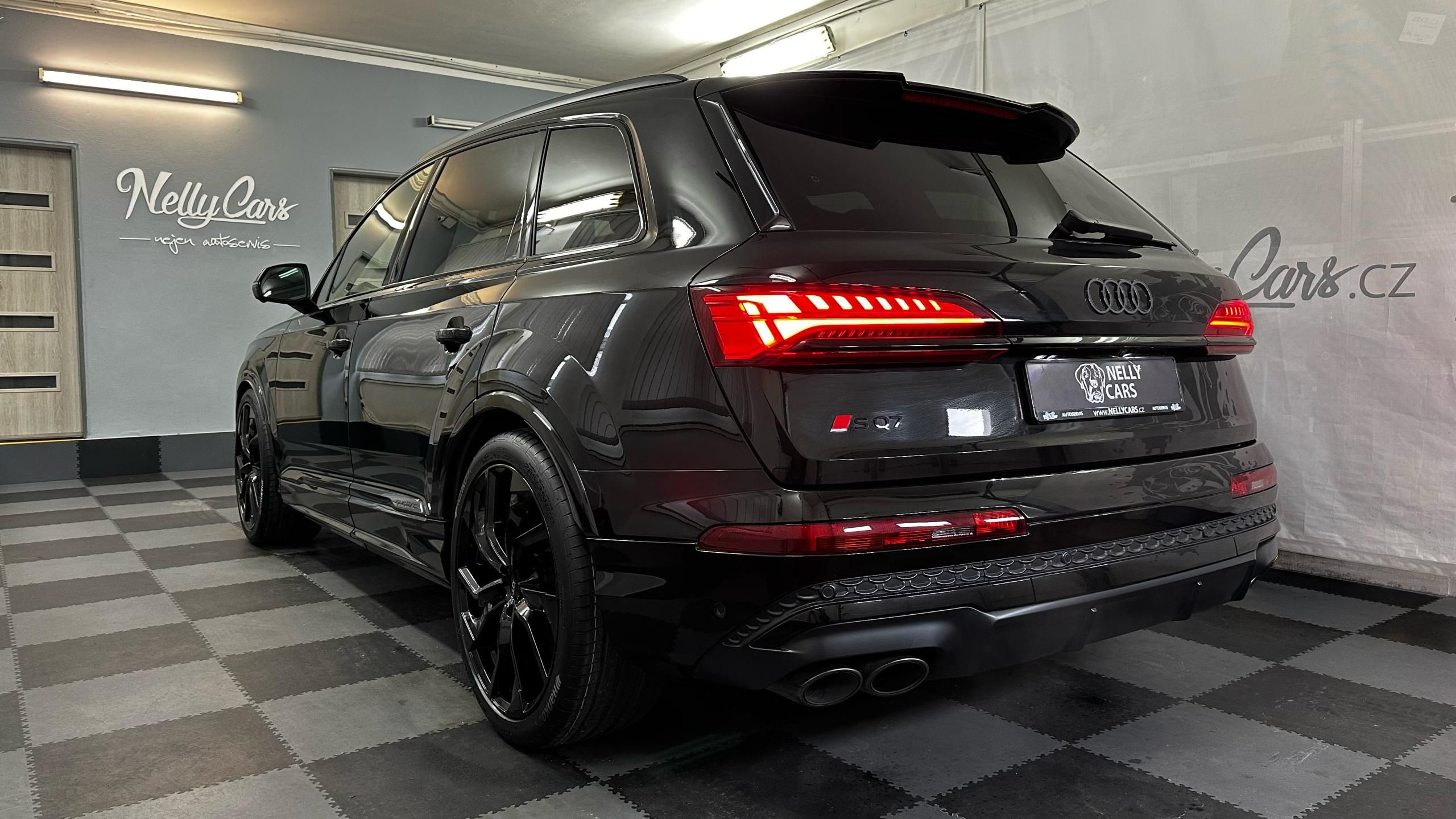 Audi SQ7, ZÁRUKA / MATRIX / 7 MÍST - fotka 4