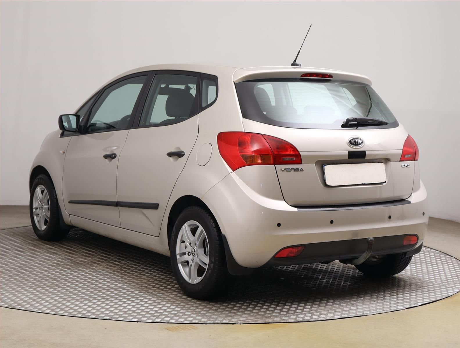 Kia Venga, 1.4 CRDi, NOVÁ CENA, ČR,1.maj - fotka 4