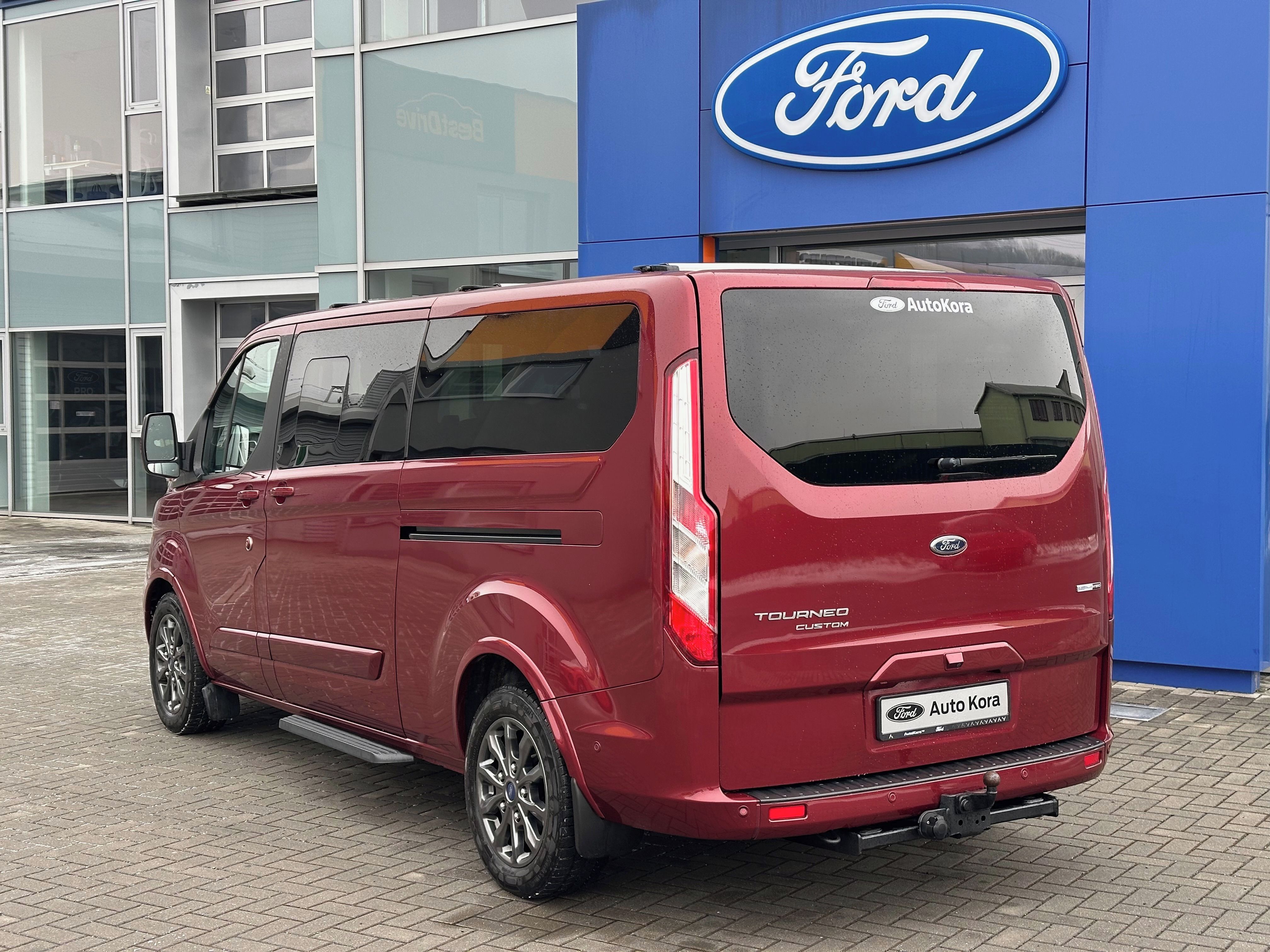Ford Tourneo Custom, Titanium X L2 185k/Manuál ČR - fotka 2