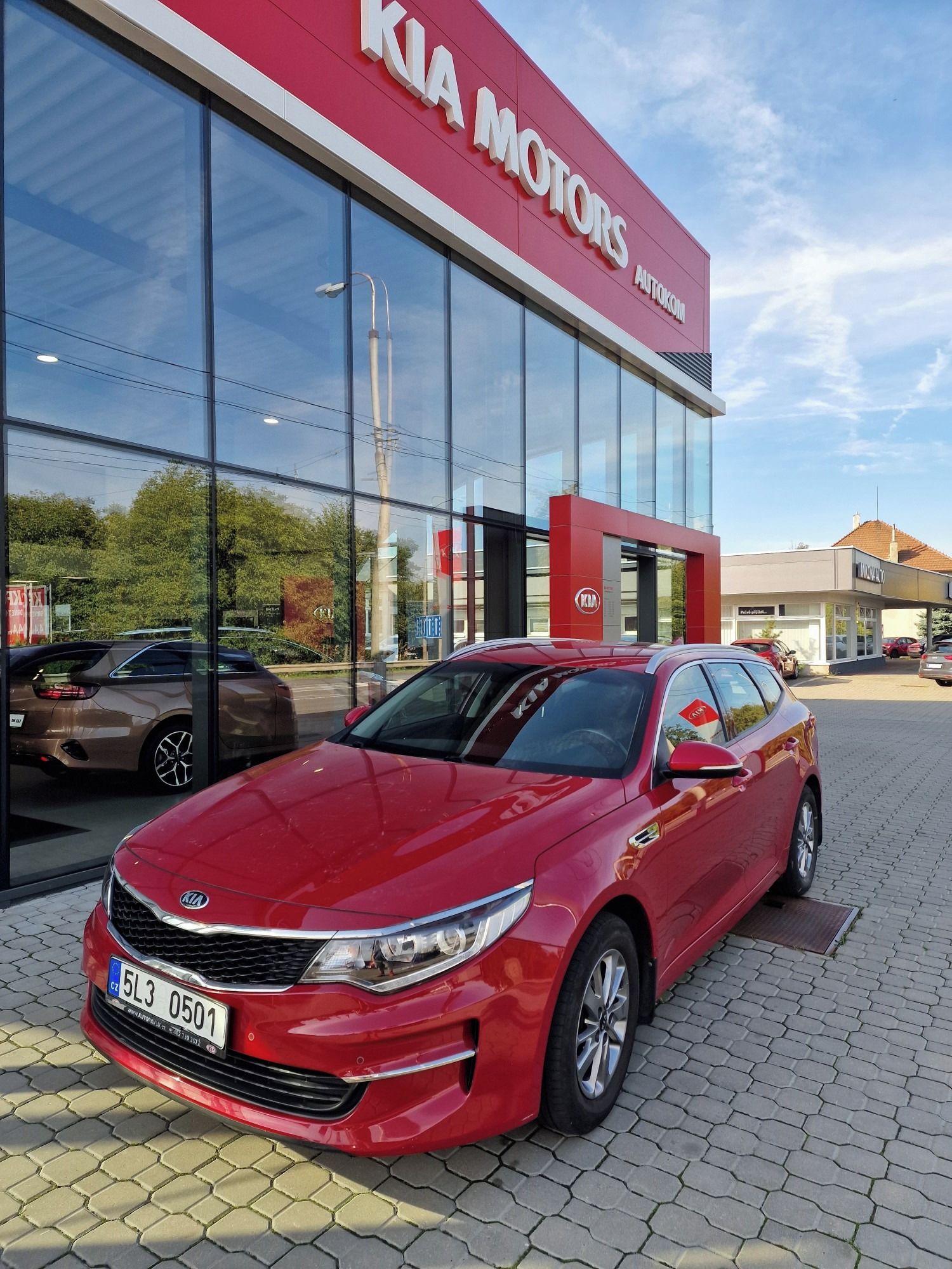 Kia Optima, odpočet dph,sada pneu 2x