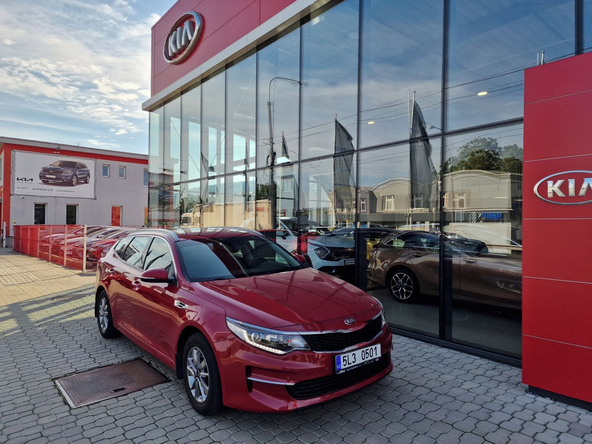 Kia Optima, odpočet dph,sada pneu 2x - fotka 5