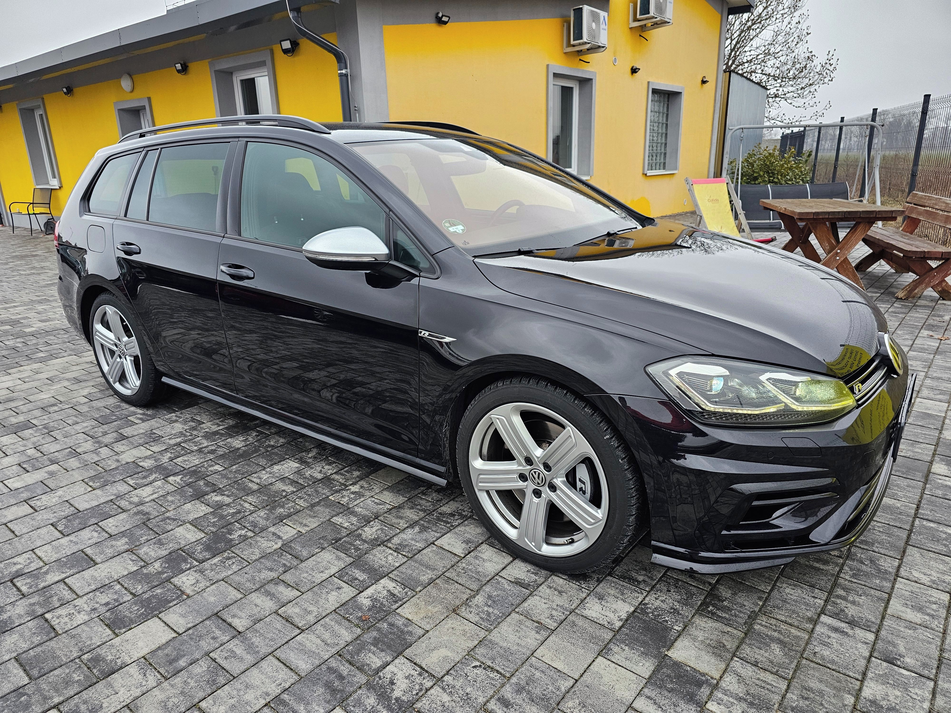 Volkswagen Golf, R 2.0 TSI 221kw,ServisVW,Nehav - fotka 3