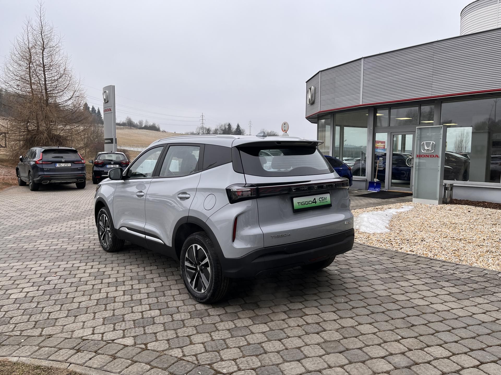 Chery Tiggo 4 HEV, 1,5 HEV Comfort !AKCE PB! - fotka 4