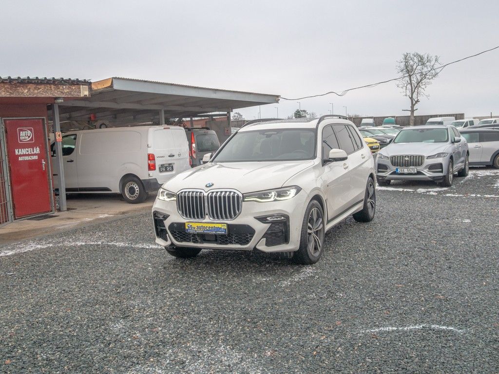 BMW X7, ČR 3.0i 250KW 7sed – INDIVIDUÁ