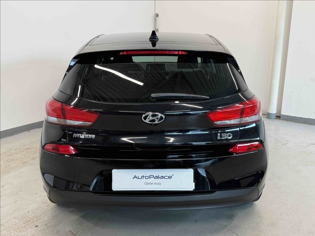 Hyundai i30, 1,4 T-GDI AUTOMAT STYLE - fotka 5