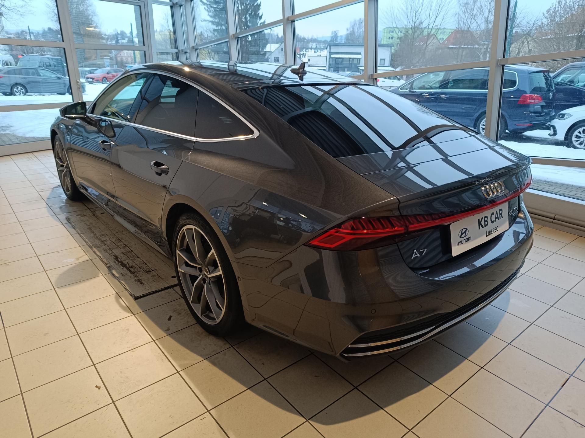 Audi A7, 3.0TDi 210kW S-line AT - fotka 2