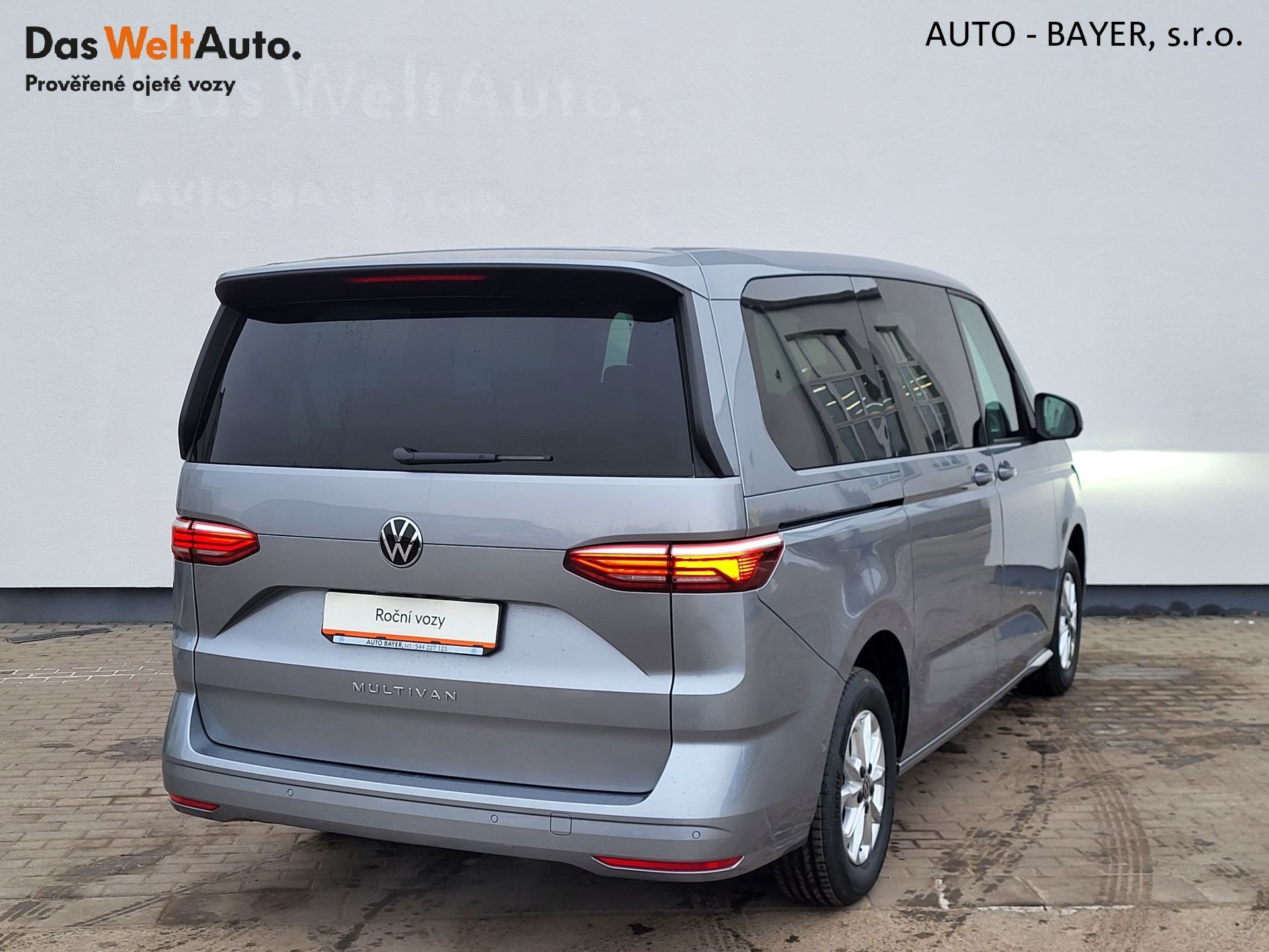 Volkswagen Multivan, LONG LIFE 2,0 TDI 110KW 10 km - fotka 2