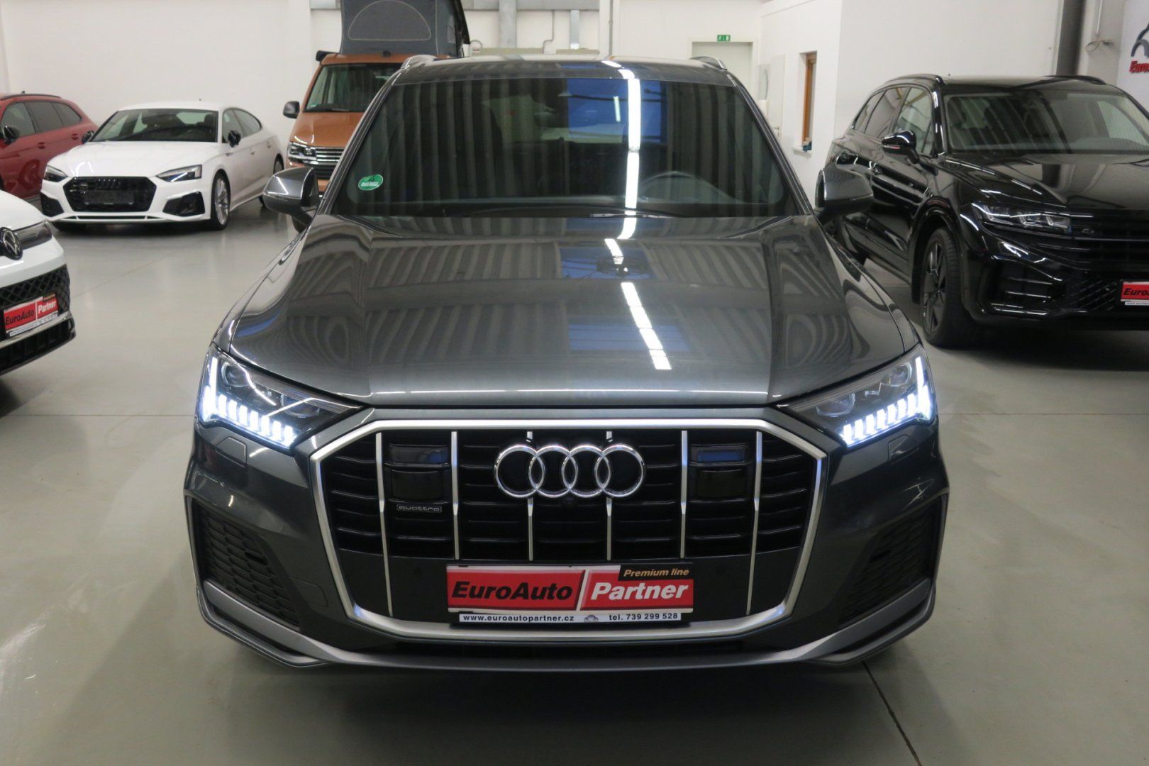 Audi Q7, S -Line 50TDI HD Matrix - fotka 6