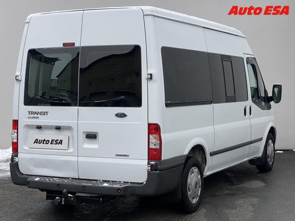Ford Transit, 2.2TDCi L2H2 9míst,Trend - fotka 4