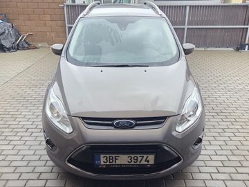 1.0 Eco-Boost 92kW Tažné