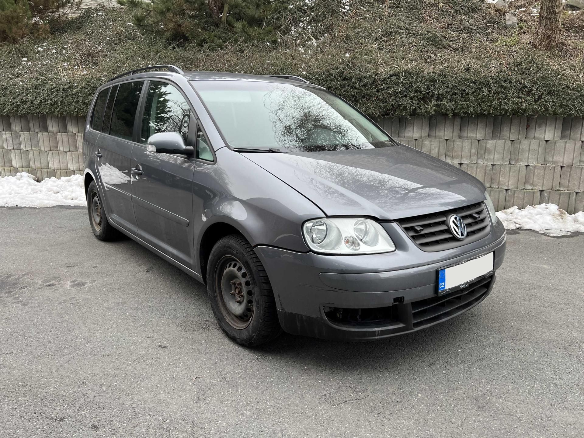Volkswagen Touran, 1.9 TDi 66 kW 7-MÍST - fotka 3