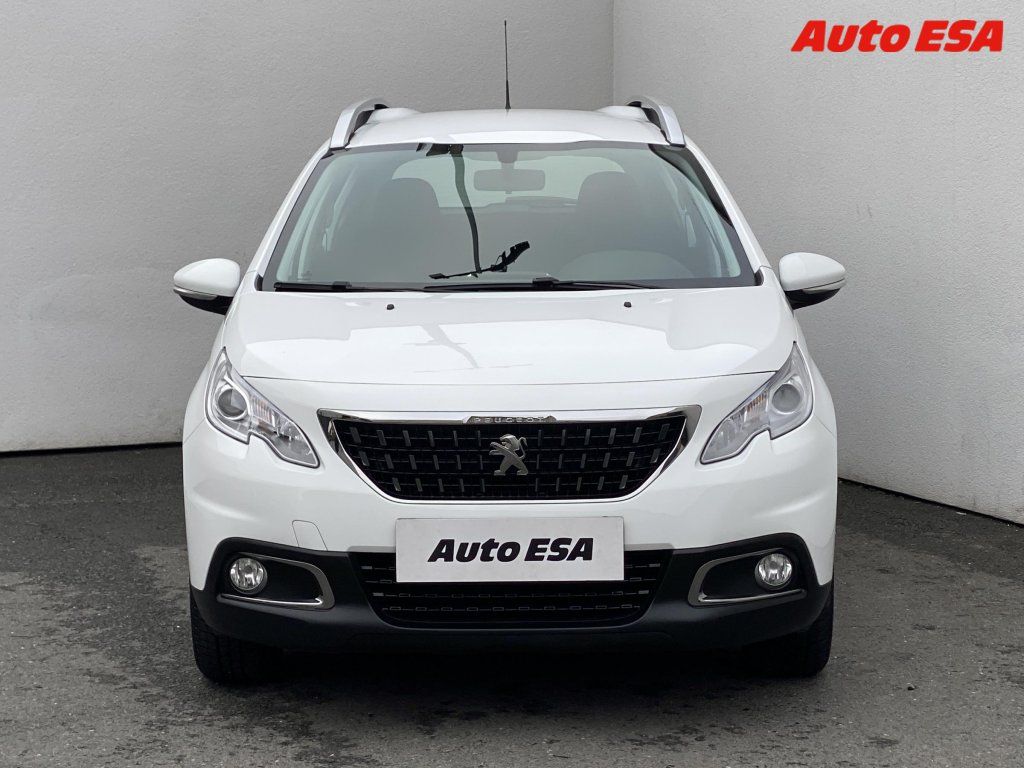 Peugeot 2008, 1.2 PT,ČR,GT Line - fotka 2