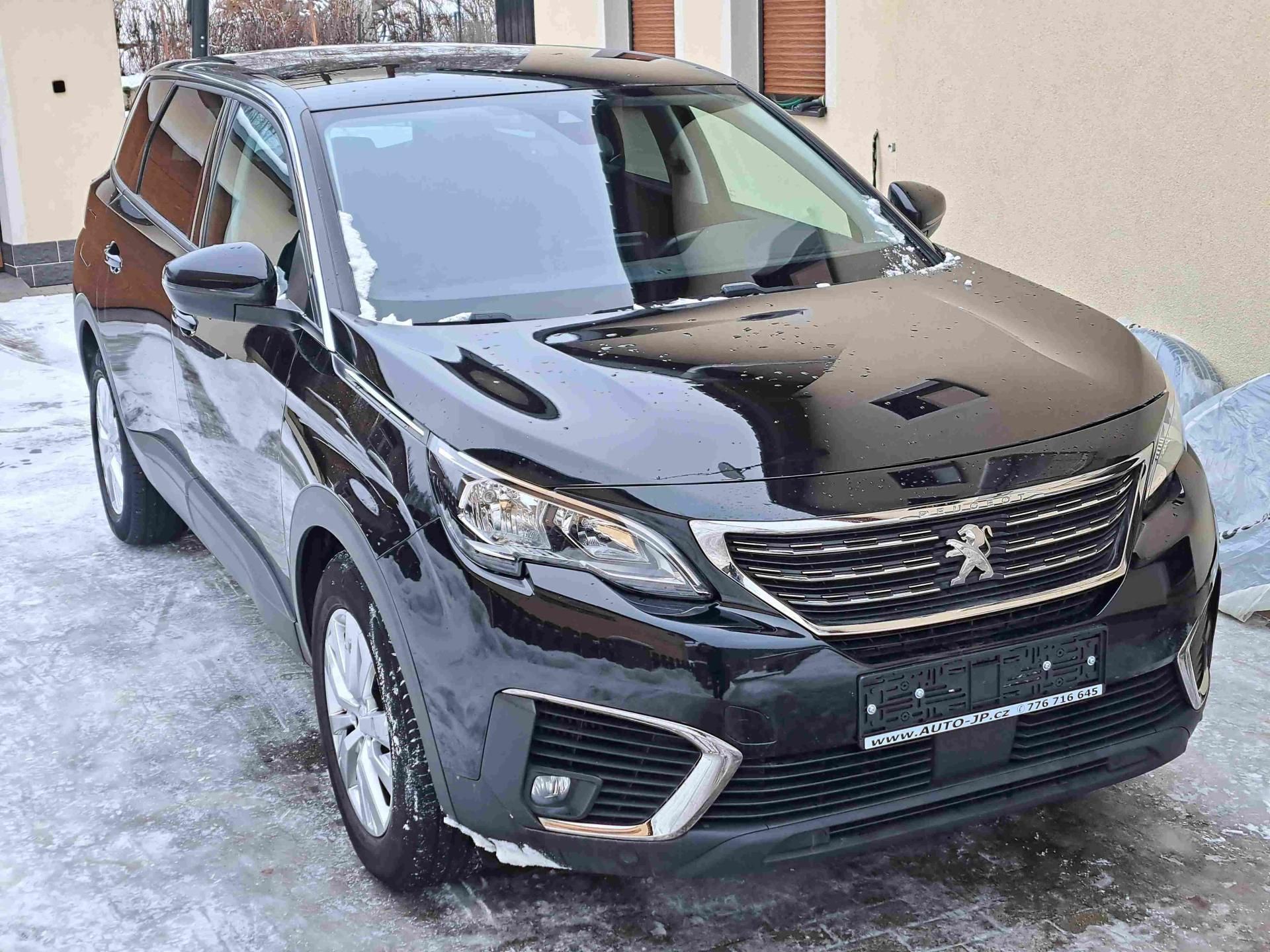 Peugeot 5008, 1,2 PT EAT8 17ALU PDC NAVI - fotka 2