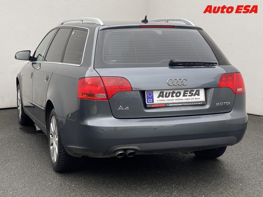 Audi A4, 2.0 TDi,AC,park.čidla - fotka 6