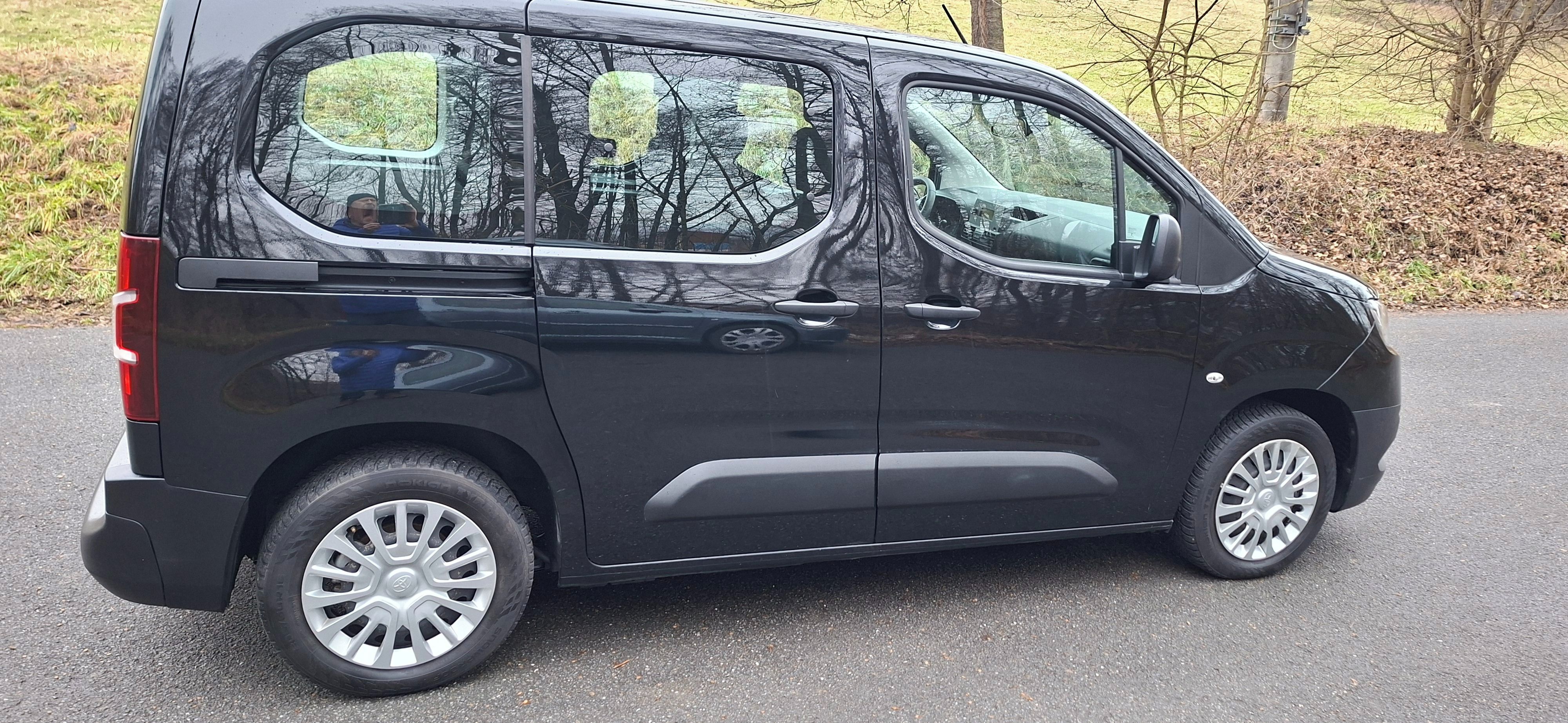 Toyota Proace, CITY VERSO 1,2T, ČR - fotka 3