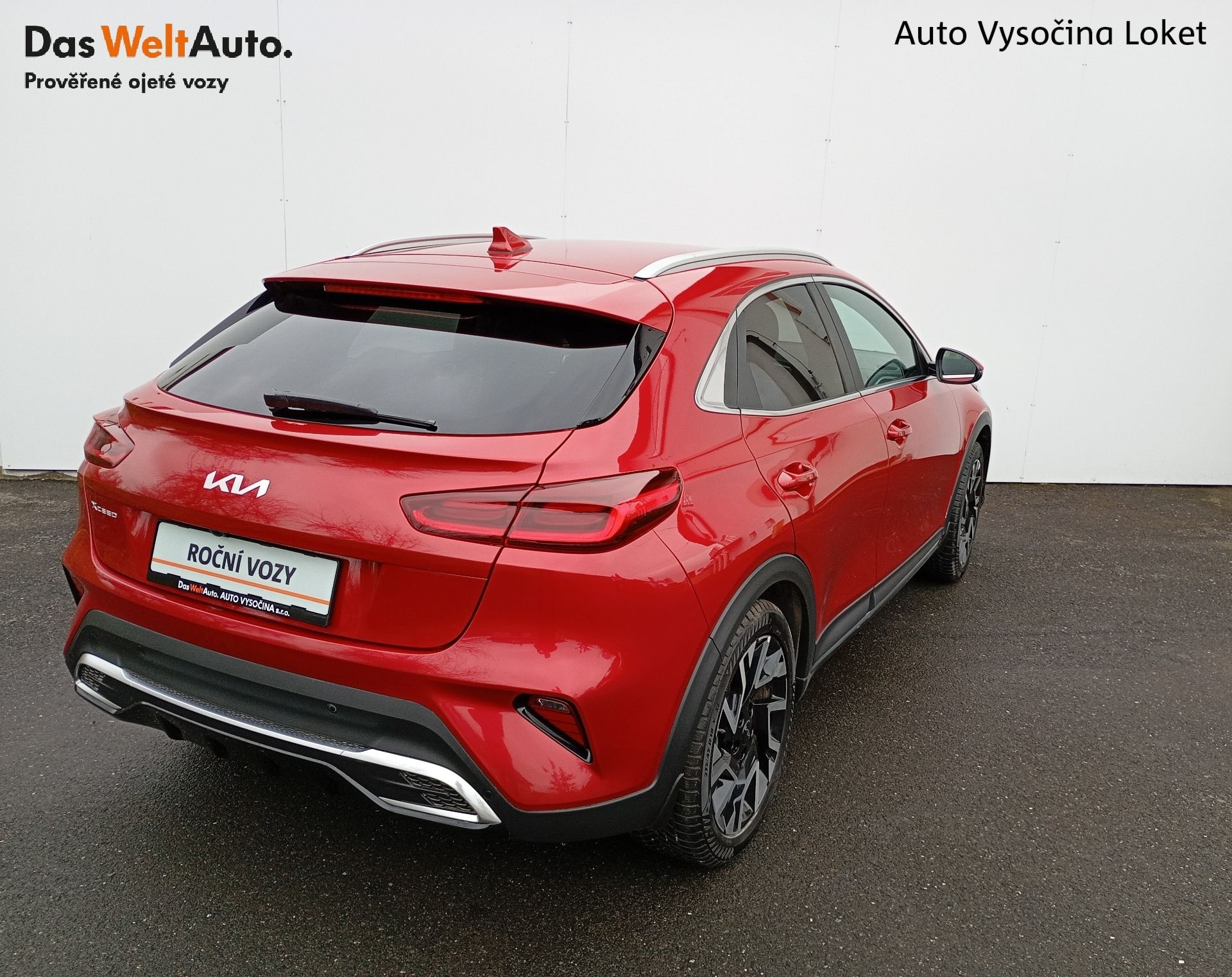 Kia XCee´d, 1.5 T-GDI 103kW automat TOP - fotka 2