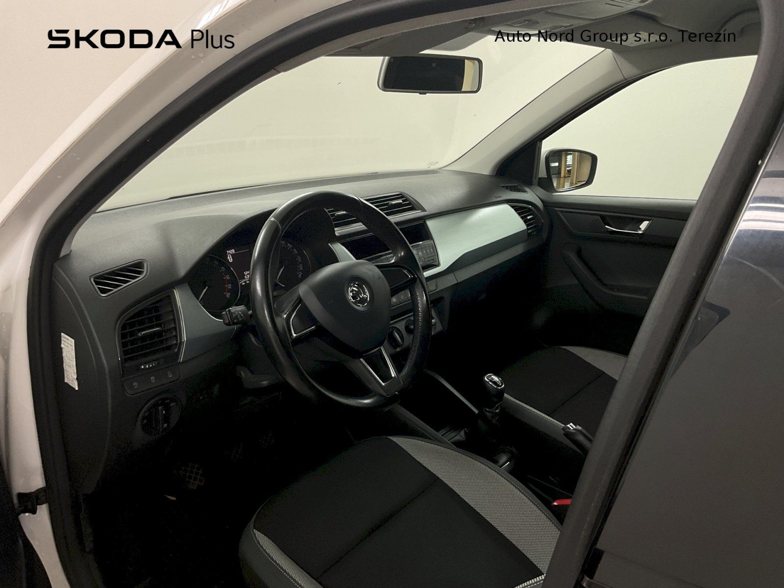 Škoda Fabia, 1.4 TDI 66kW Ambition Combi - fotka 5