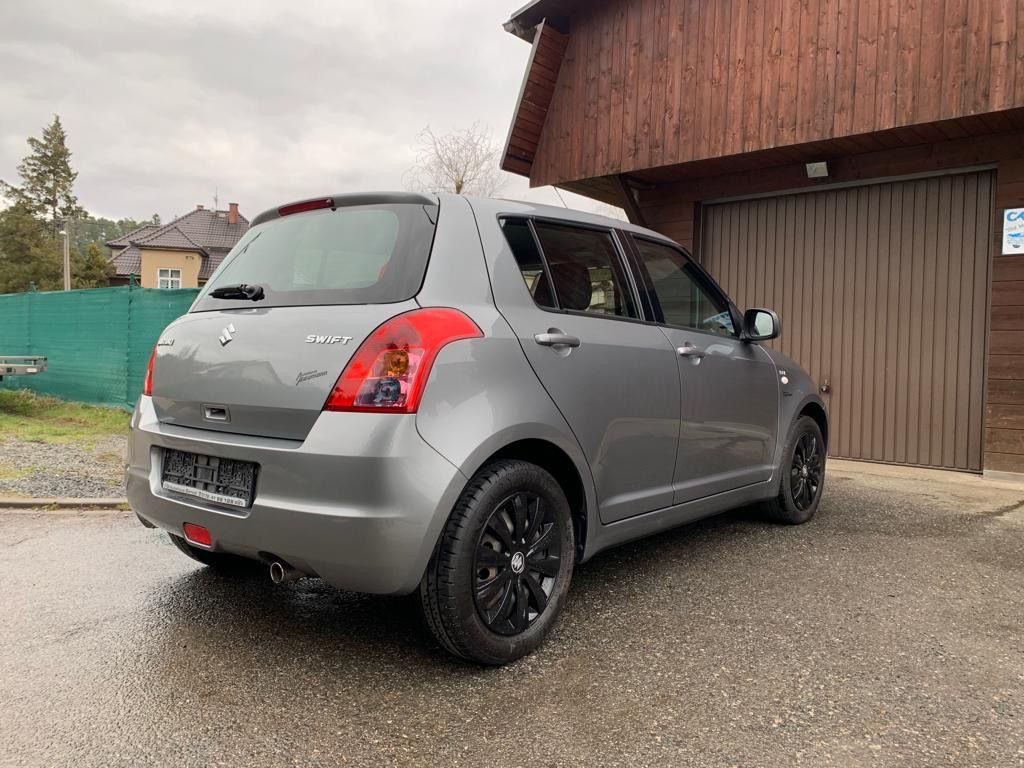 Suzuki Swift, 1.3 - fotka 4