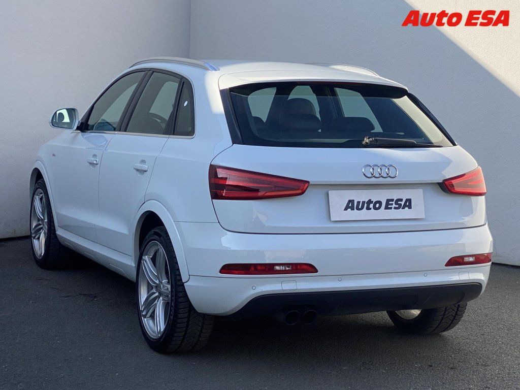 Audi Q3, 2.0 TFSi quattro,S-line,AT - fotka 6