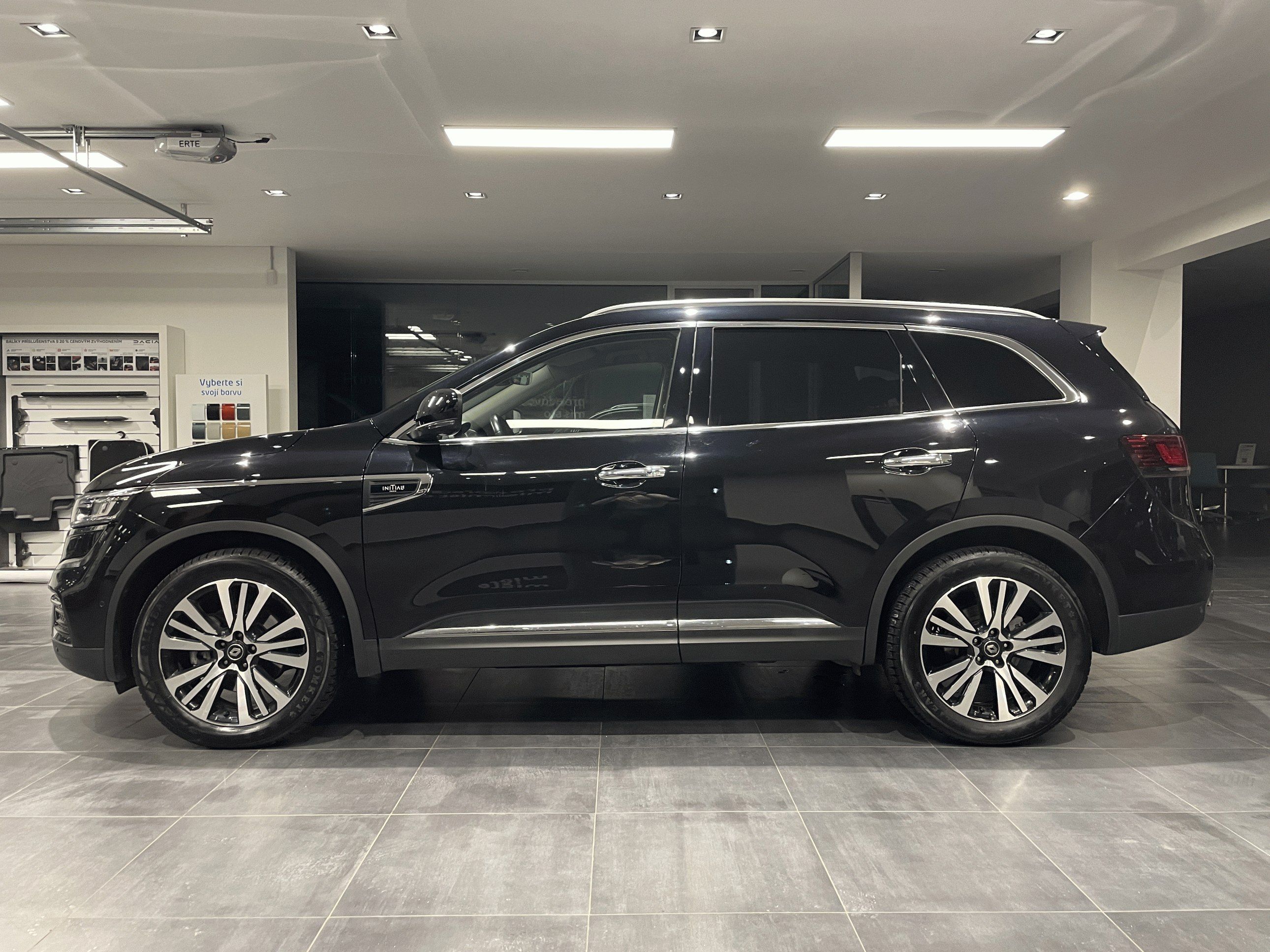 Renault Koleos, INITIALE PARIS Blue 2,0dCi 190 - fotka 2