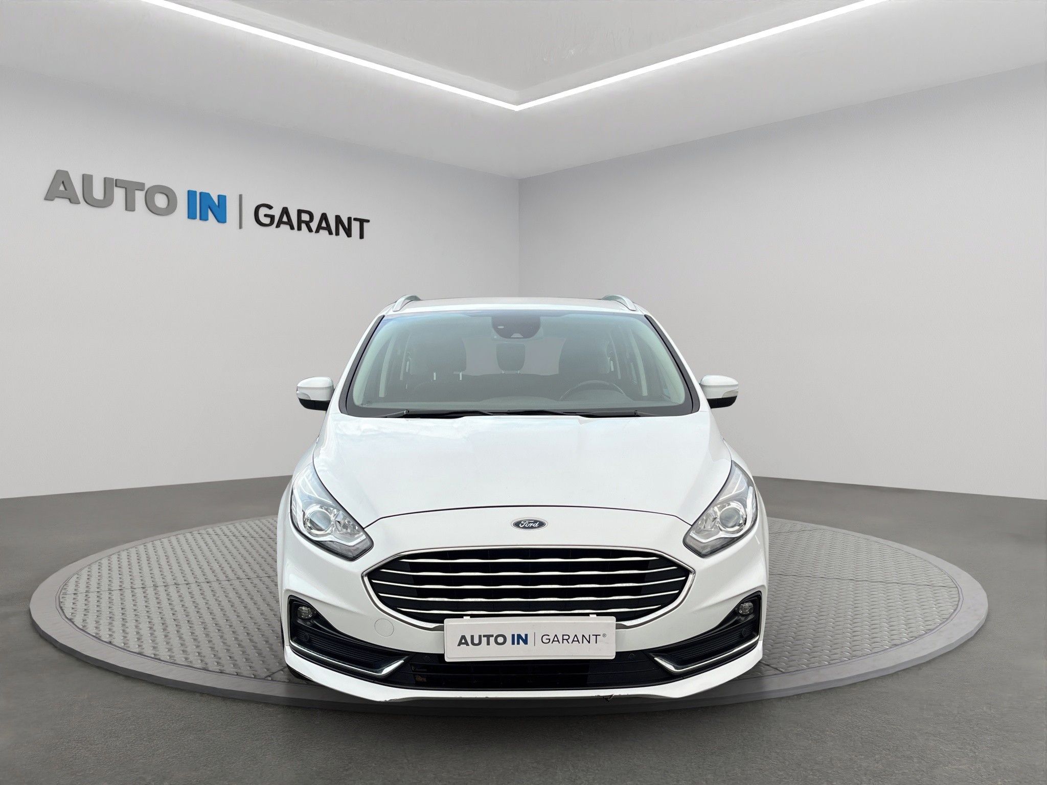 Ford S-MAX, 2.0 110kw, Fordpass, Navi - fotka 2
