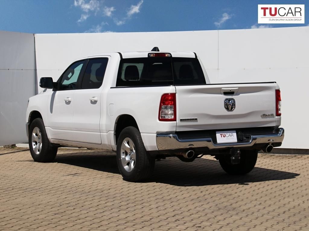 RAM 1500, BigHorn 5.7 V8 HEMI - fotka 5