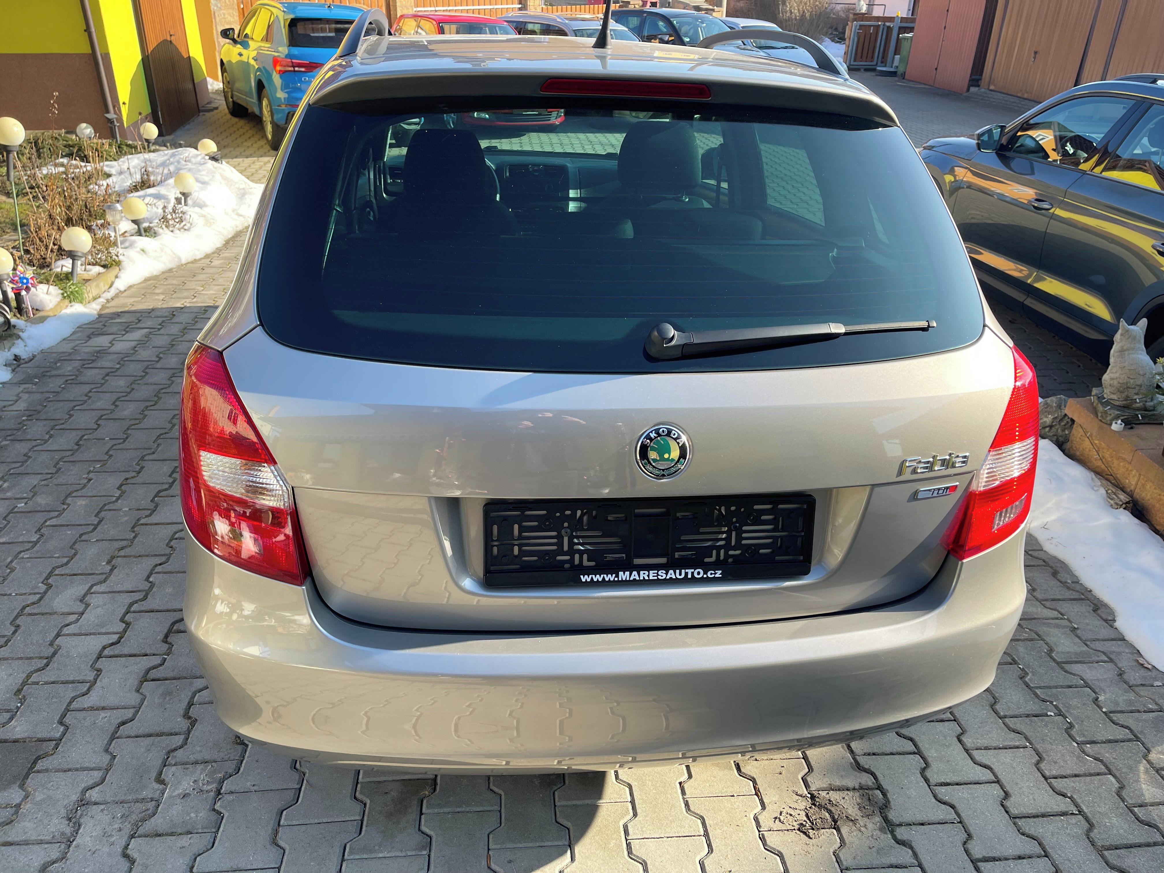 Škoda Fabia, COMBI 1.6 Tdi 66 kw, 192 200km - fotka 5