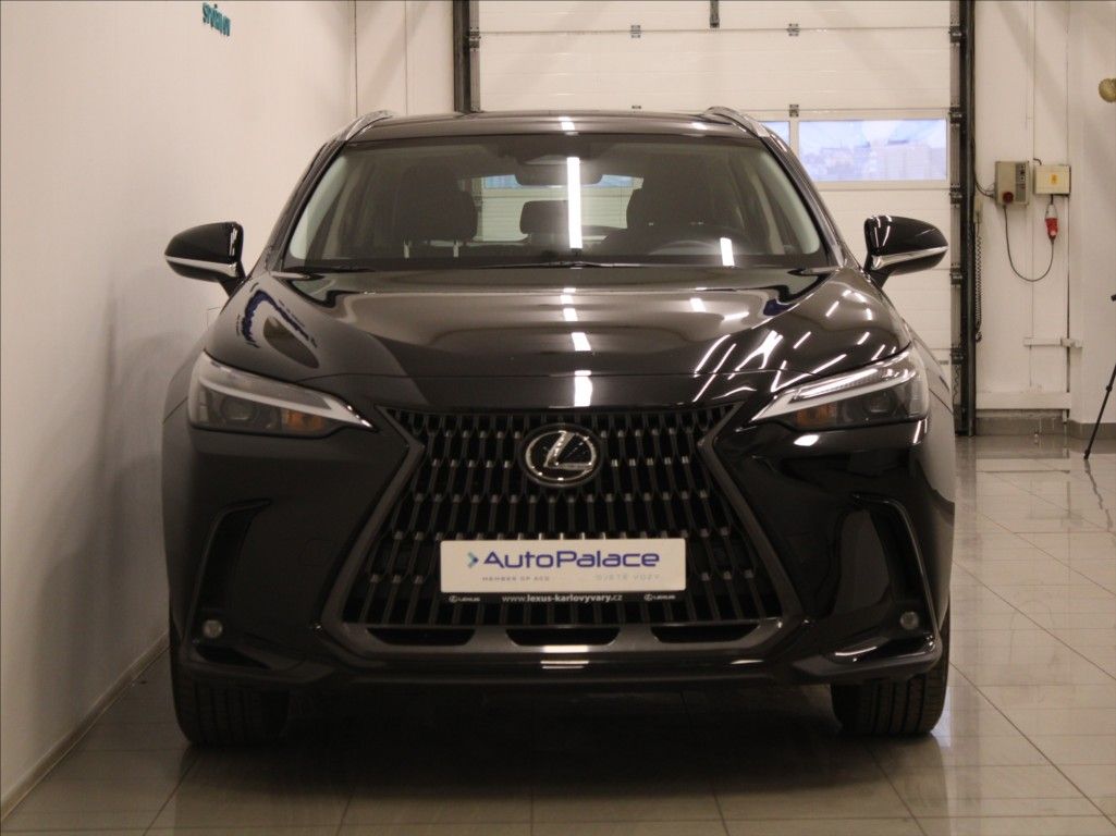 Lexus NX 350h, 2,5 Hybrid Comfort TOP 29tkm. - fotka 2
