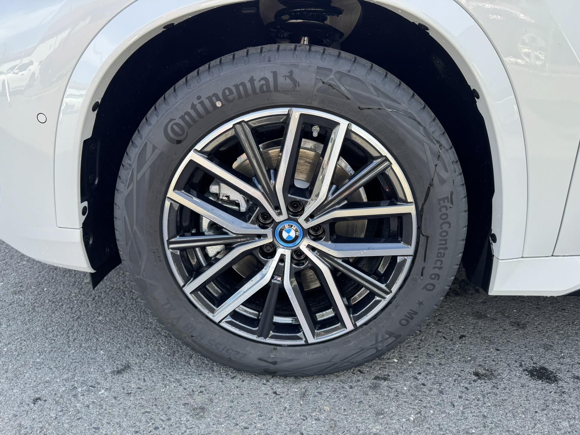 BMW X1, X1 xDrive25e - fotka 6