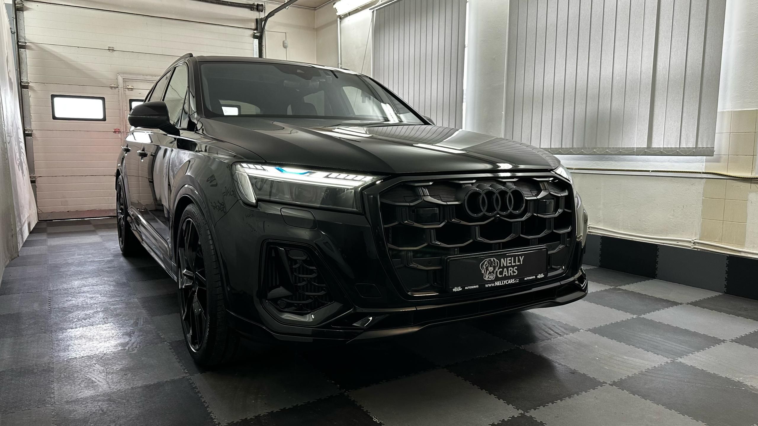 Audi SQ7, ZÁRUKA / MATRIX / 7 MÍST