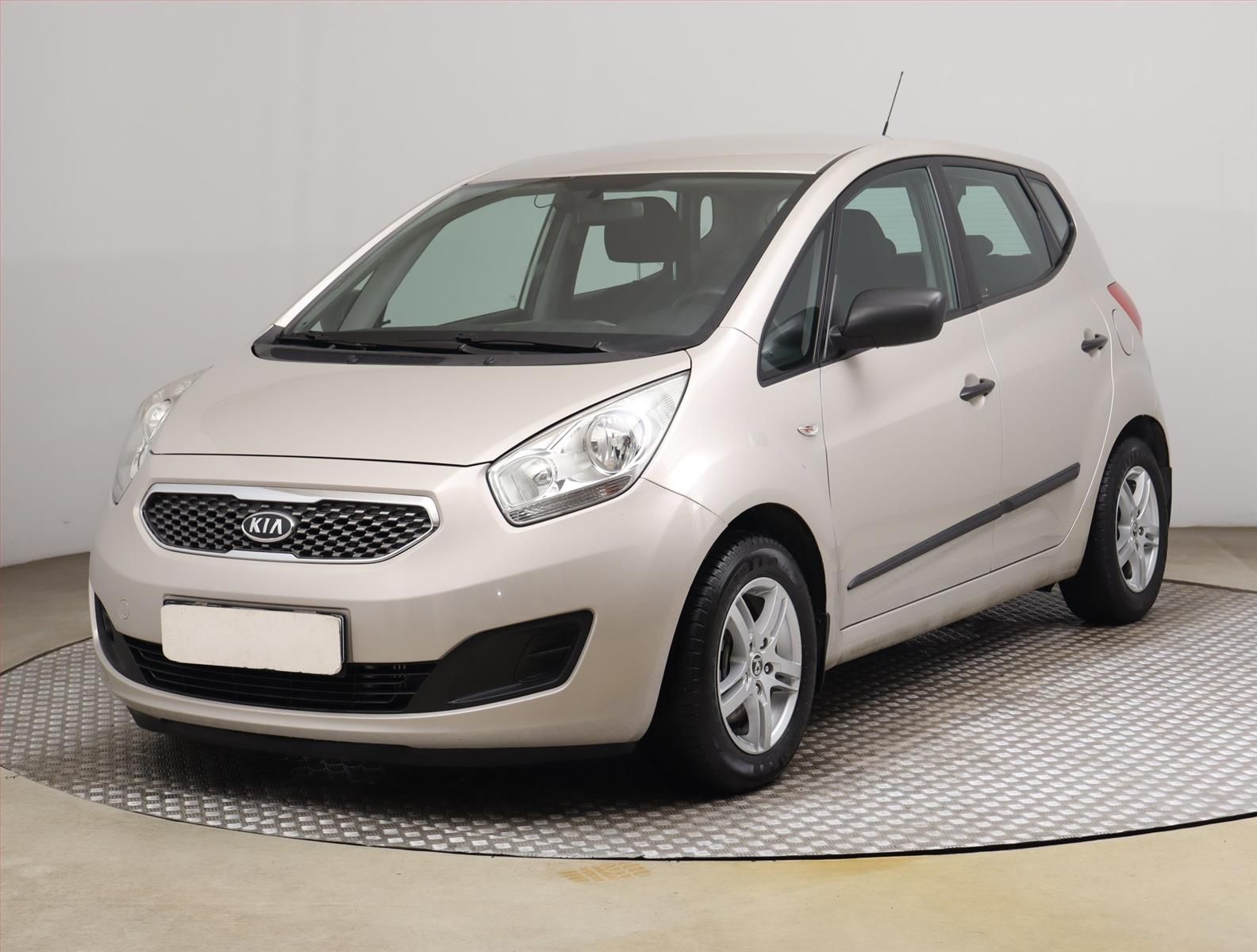 Kia Venga, 1.4 CRDi, NOVÁ CENA, ČR,1.maj - fotka 2