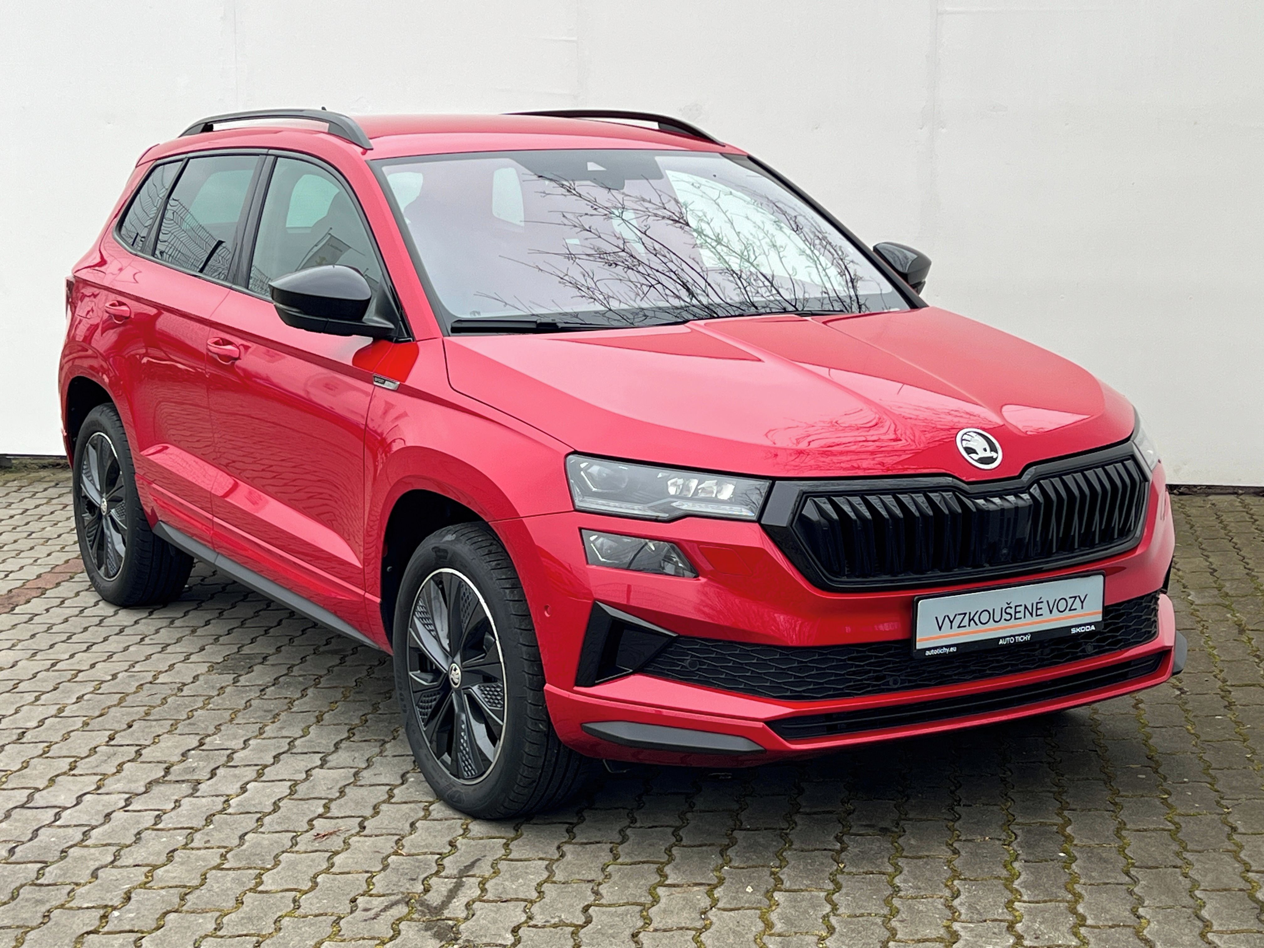 Škoda Karoq, 2,0 TSI / 140 kW Sportline 4x4 - fotka 3