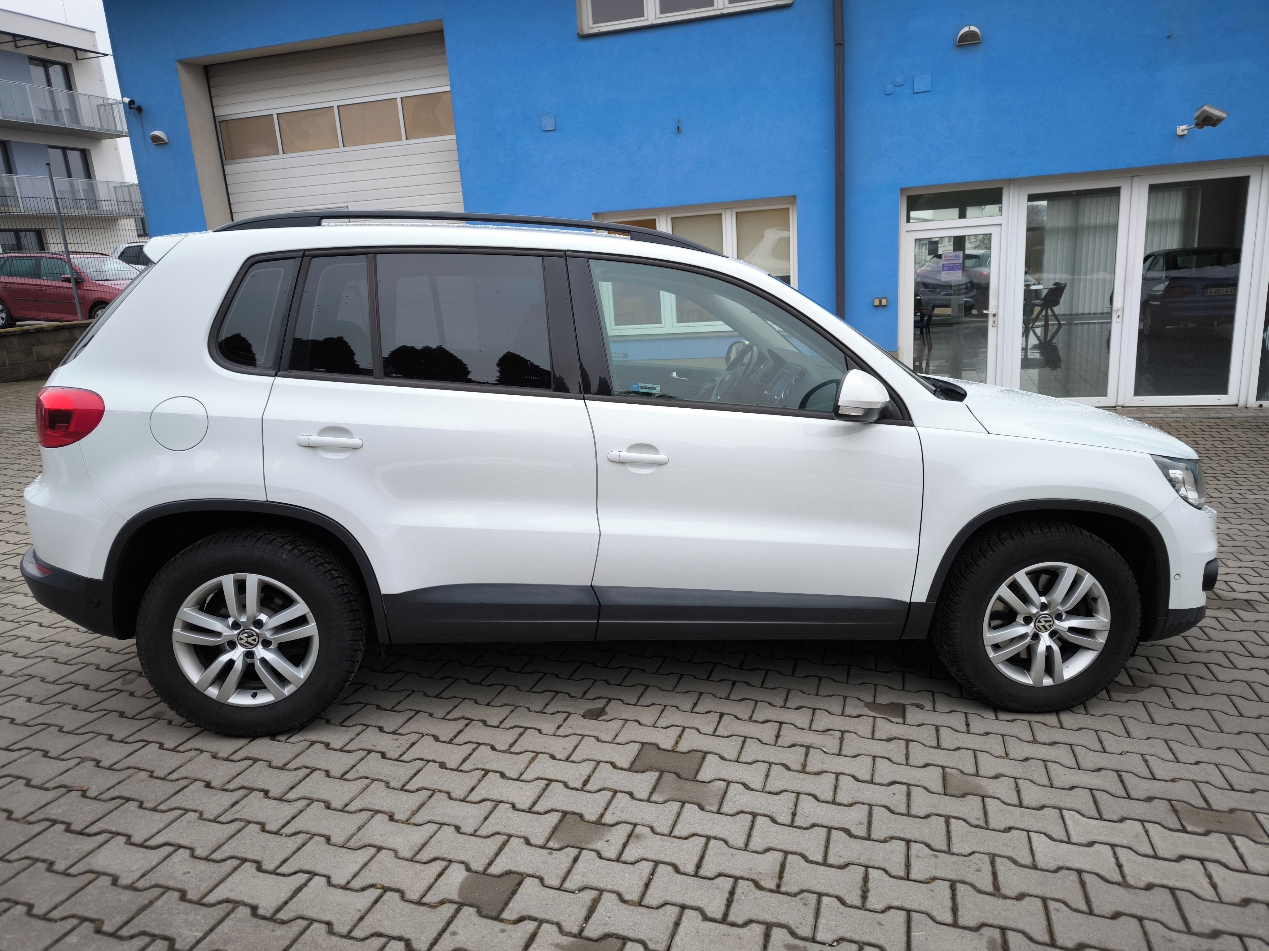 Volkswagen Tiguan, 2.0 TDI BLUEMOTION - fotka 4