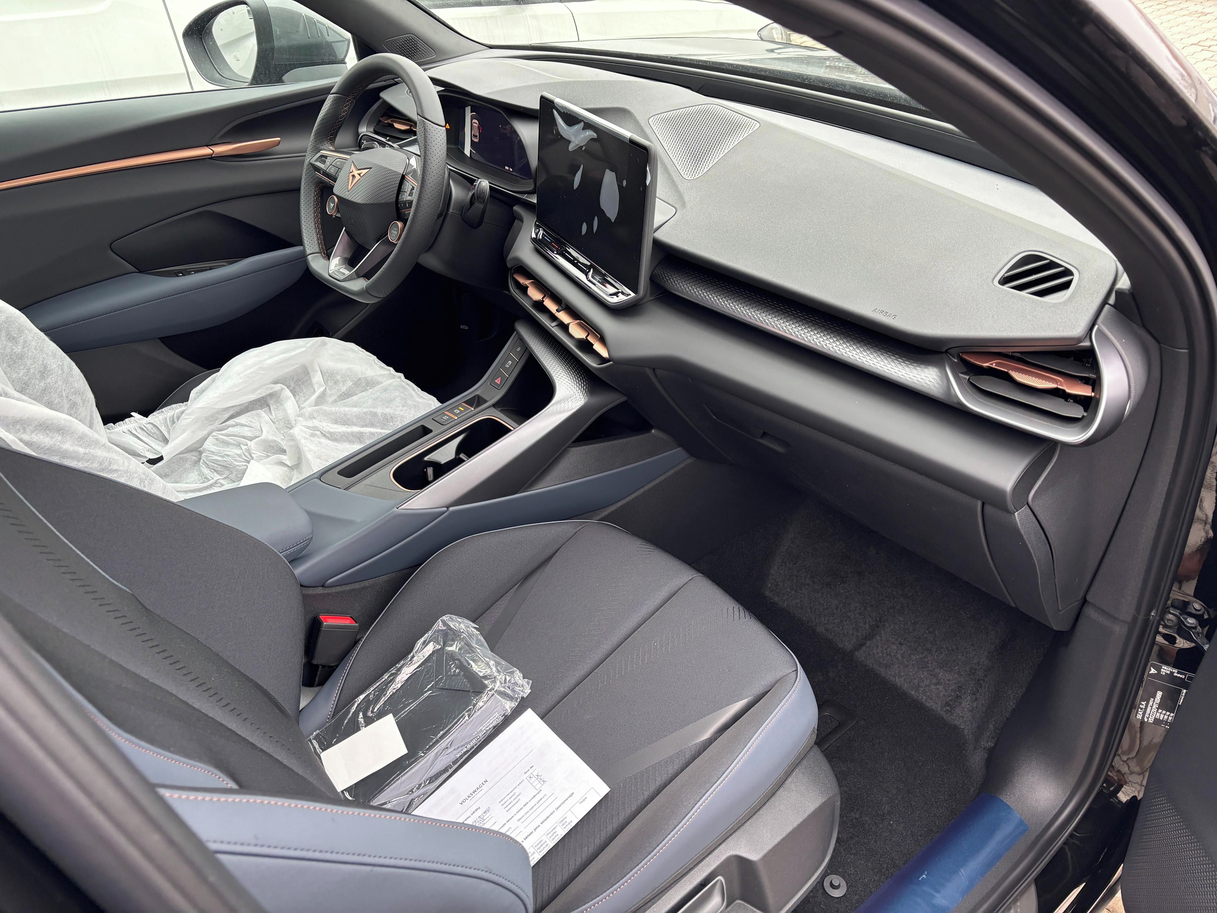 Cupra Terramar, 2.0 TSI 204k DSG 4WD - fotka 4