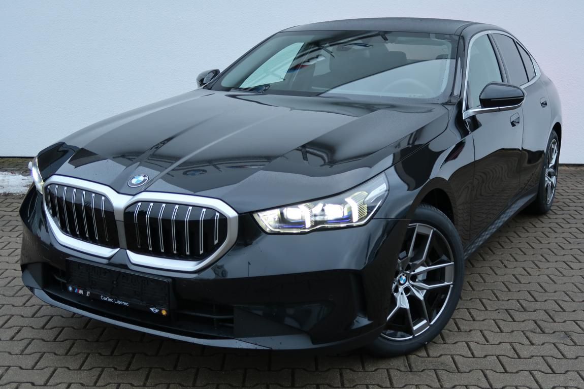 BMW Řada 5, 520i