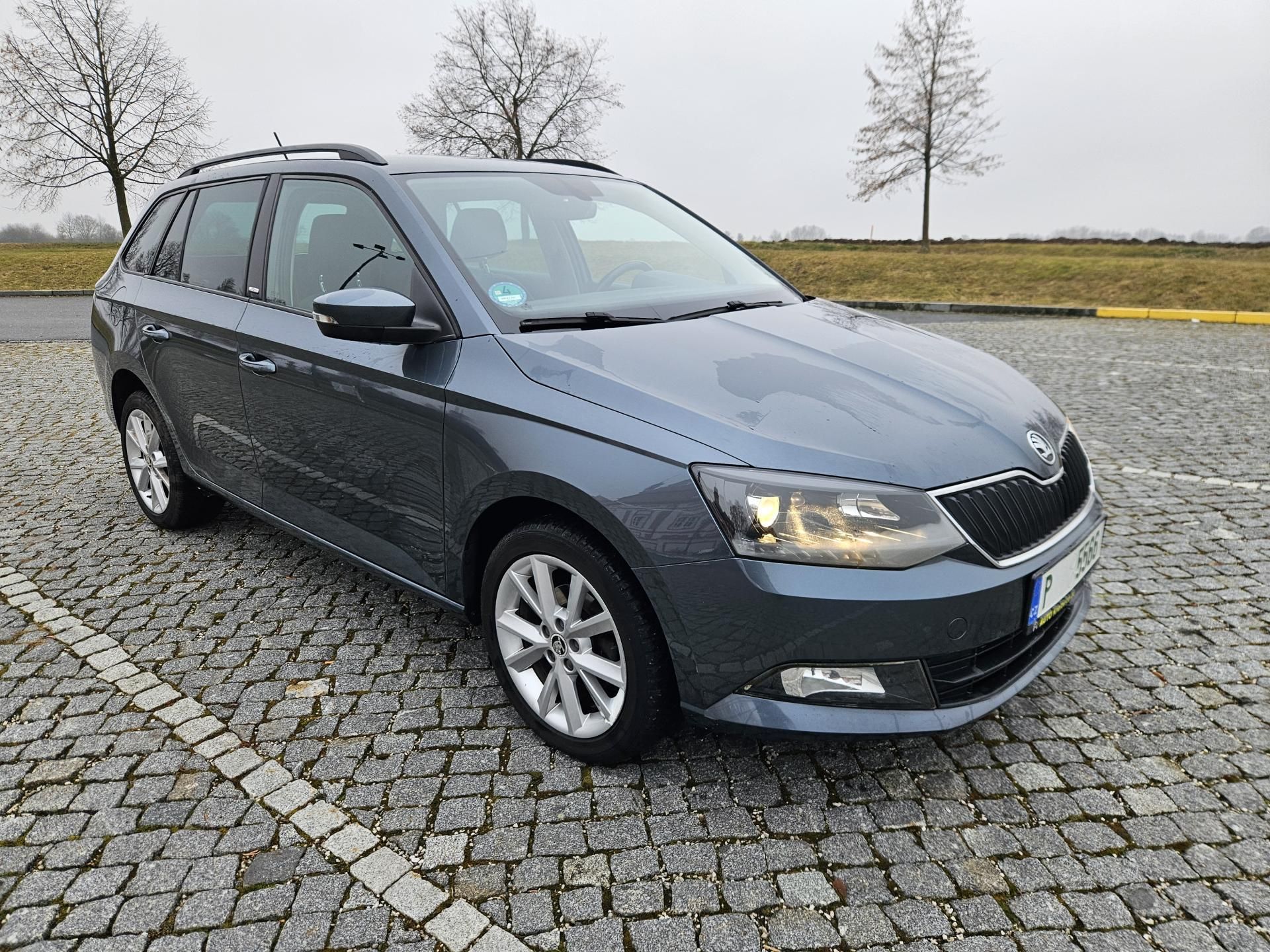 Škoda Fabia, 1.2TSI 66KW, SPLÁTKY - fotka 4
