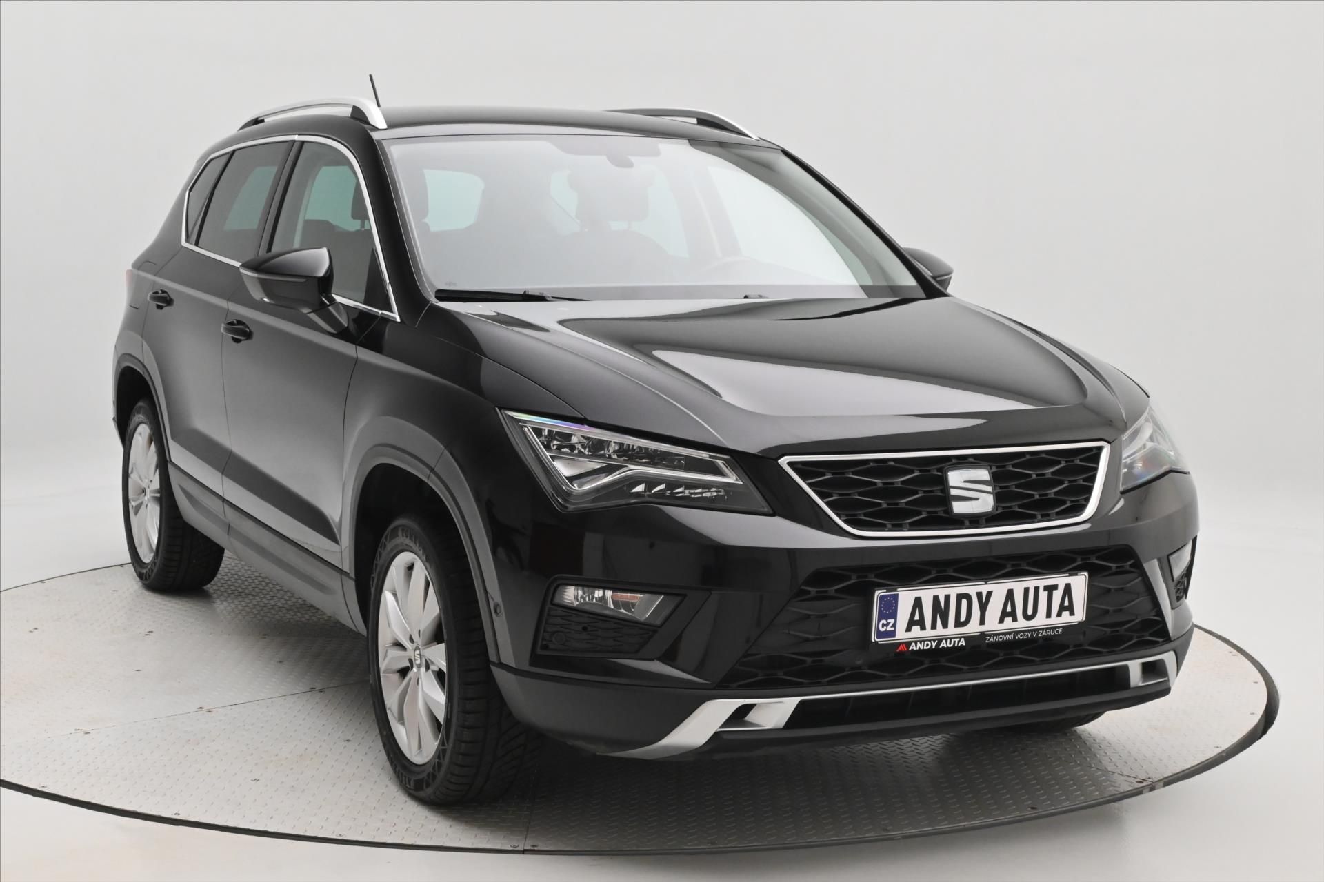 Seat Ateca, 1,6 TDi 85kW ALCANTARA LED Zár - fotka 3