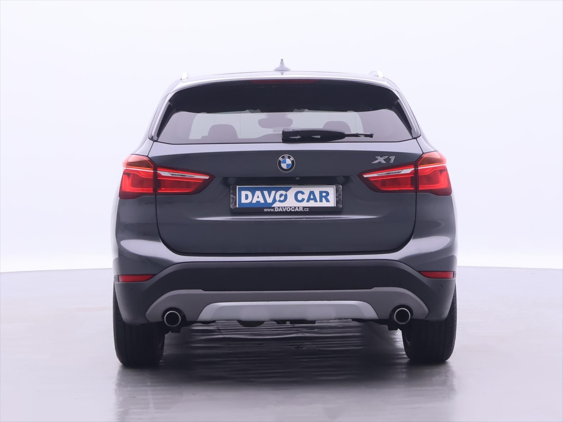 BMW X1, 2,0 20d 140kW xDrive xLine CZ - fotka 6