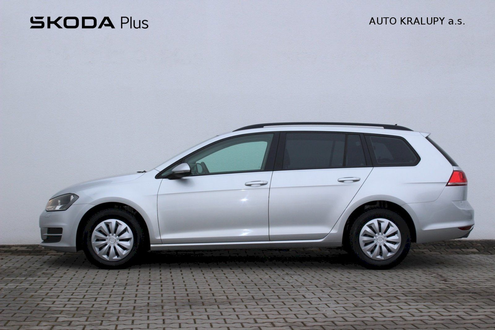 Volkswagen Golf, 1.6 TDI/81kW Trendline - fotka 3