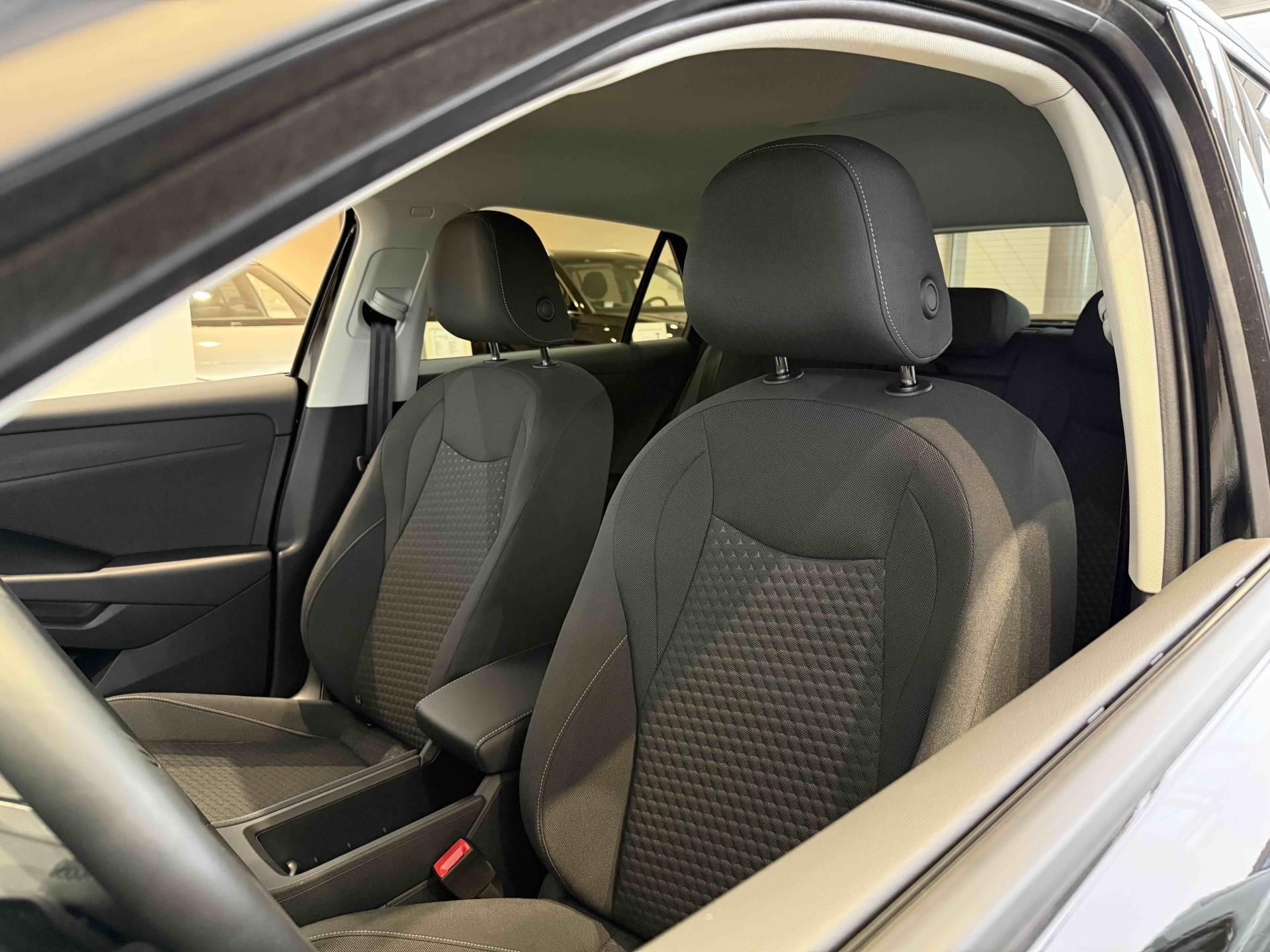 Volkswagen T-Roc, 1,5 eTSI 110 kW 7DSG - fotka 5