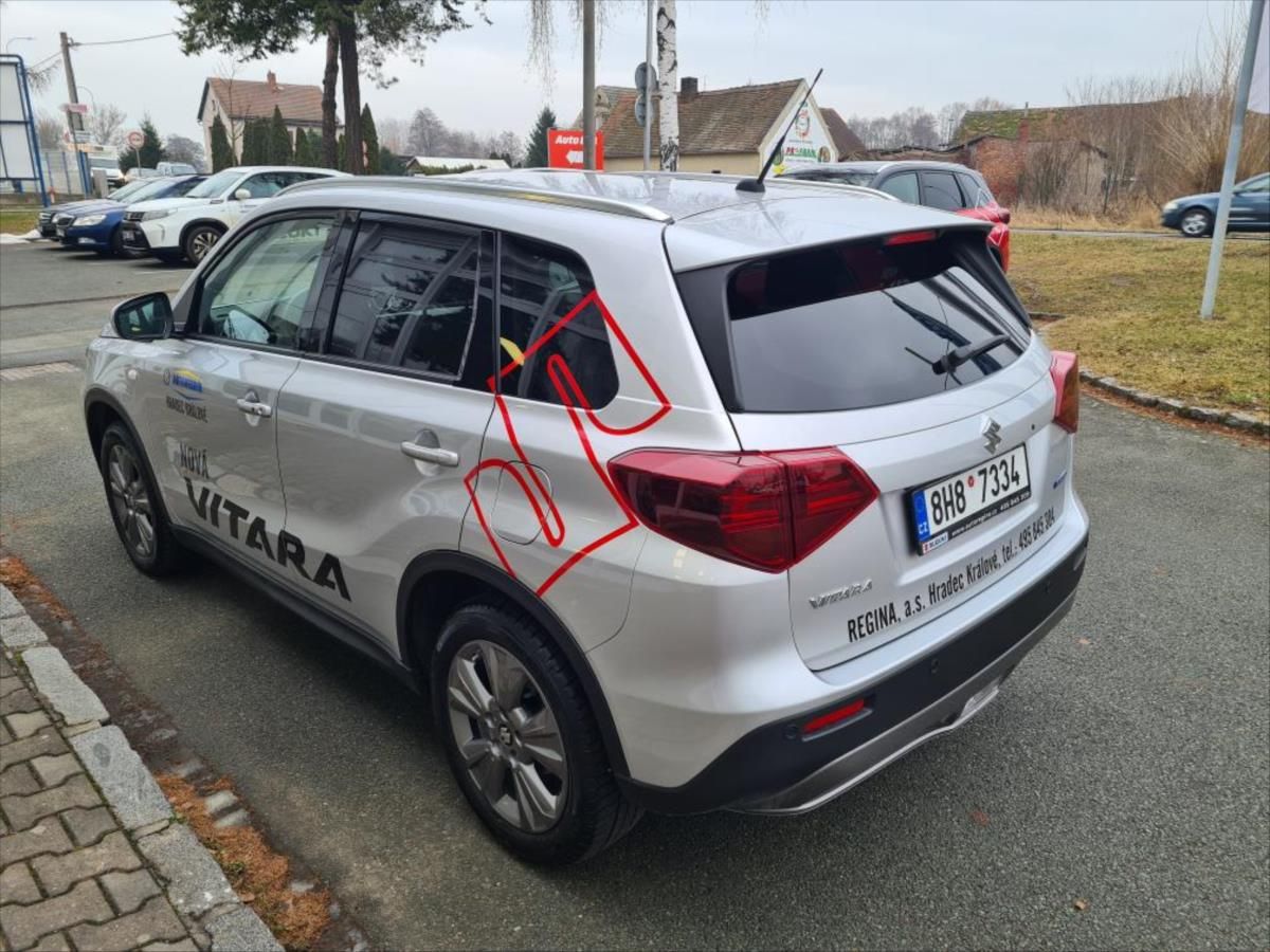 Suzuki Vitara, 1,4   Premium 4x4 AT - fotka 2