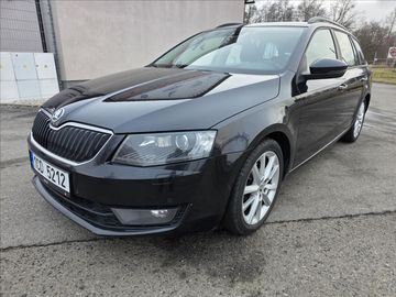 2,0 TDI ELEGANCE DSG POLOKŮŽE
