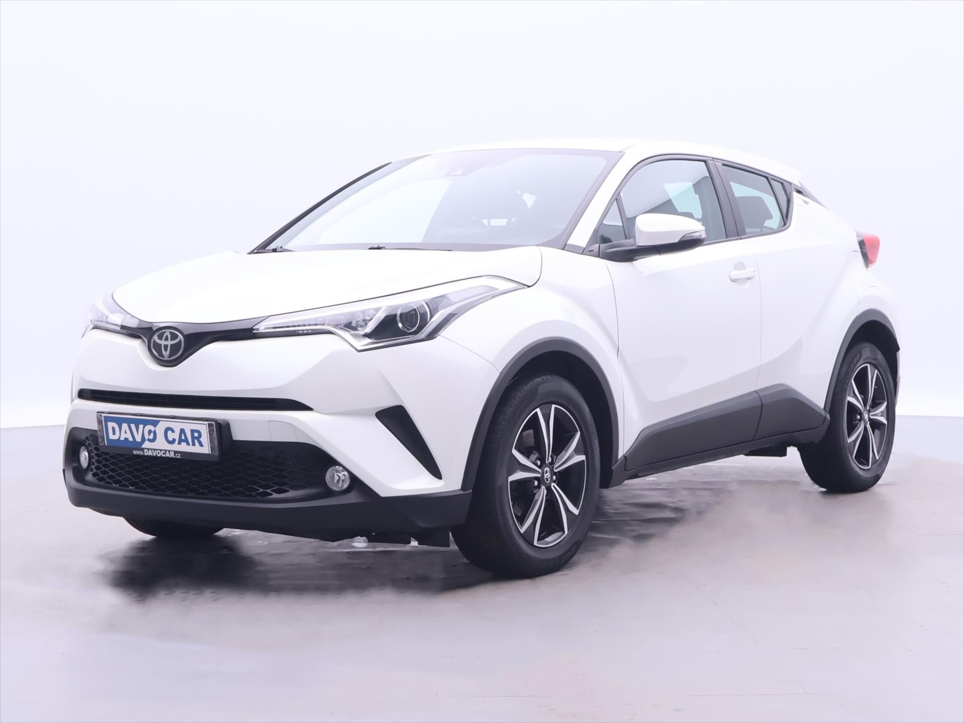 Toyota C-HR, 1,2 Turbo 85kW CZ Serv.kniha - fotka 3