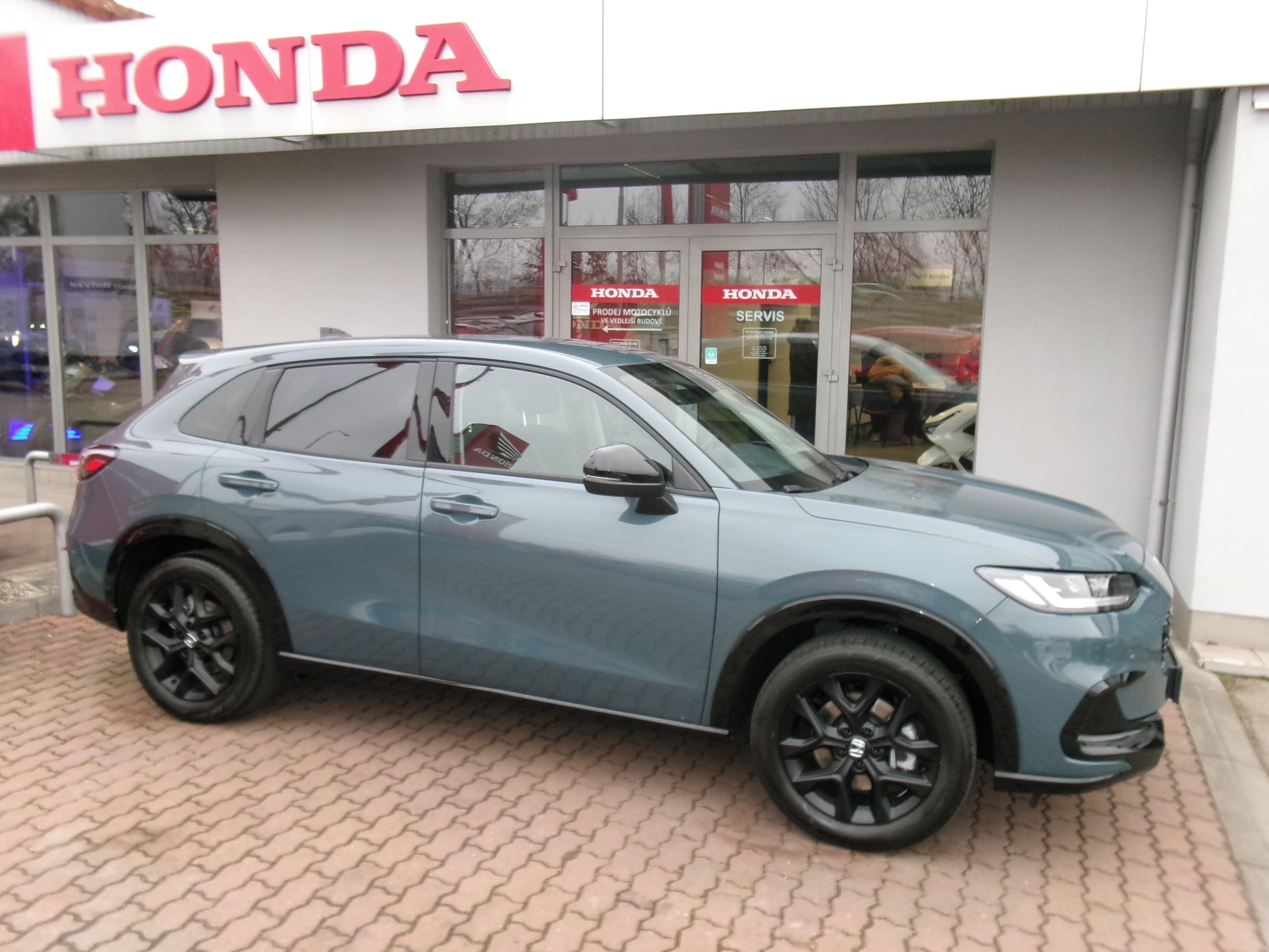 Honda ZR-V, 2.0e:HEV SPORT PLUS 26 - fotka 4