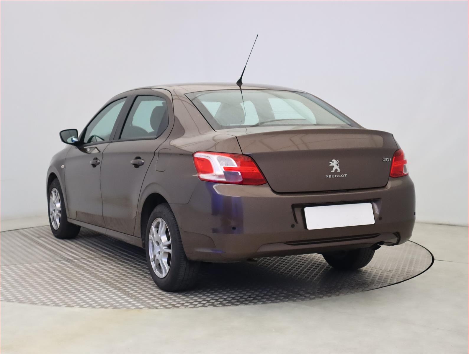 Peugeot 301, 1.2 VTi, NOVÁ CENA, Klima - fotka 4